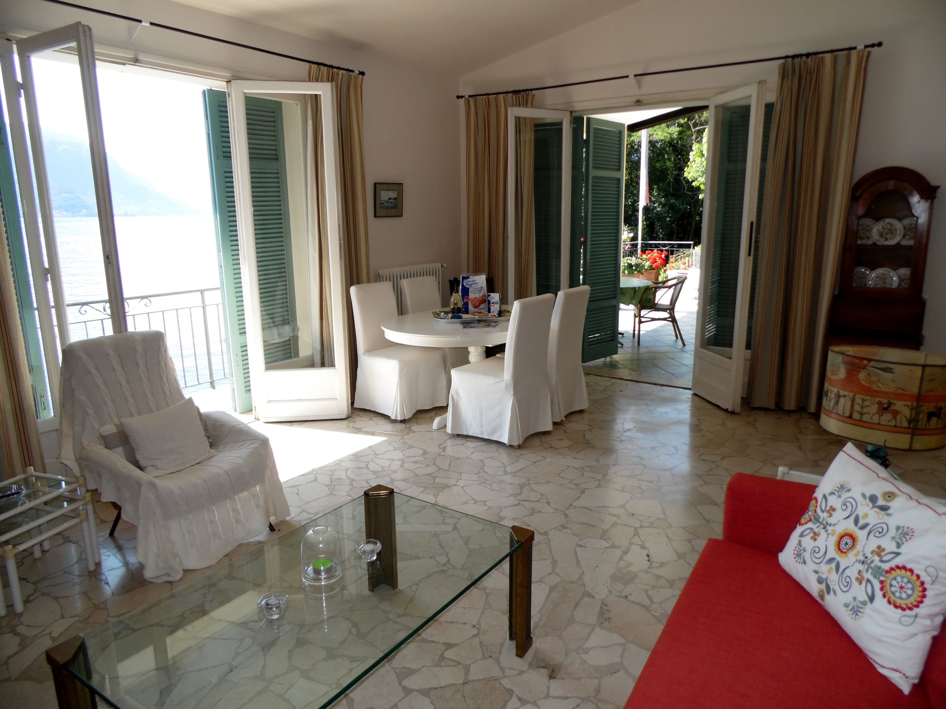 Vakantiehuis Vignabuona: Ruime villa direct aan het Comomeer in Menaggio - foto 9