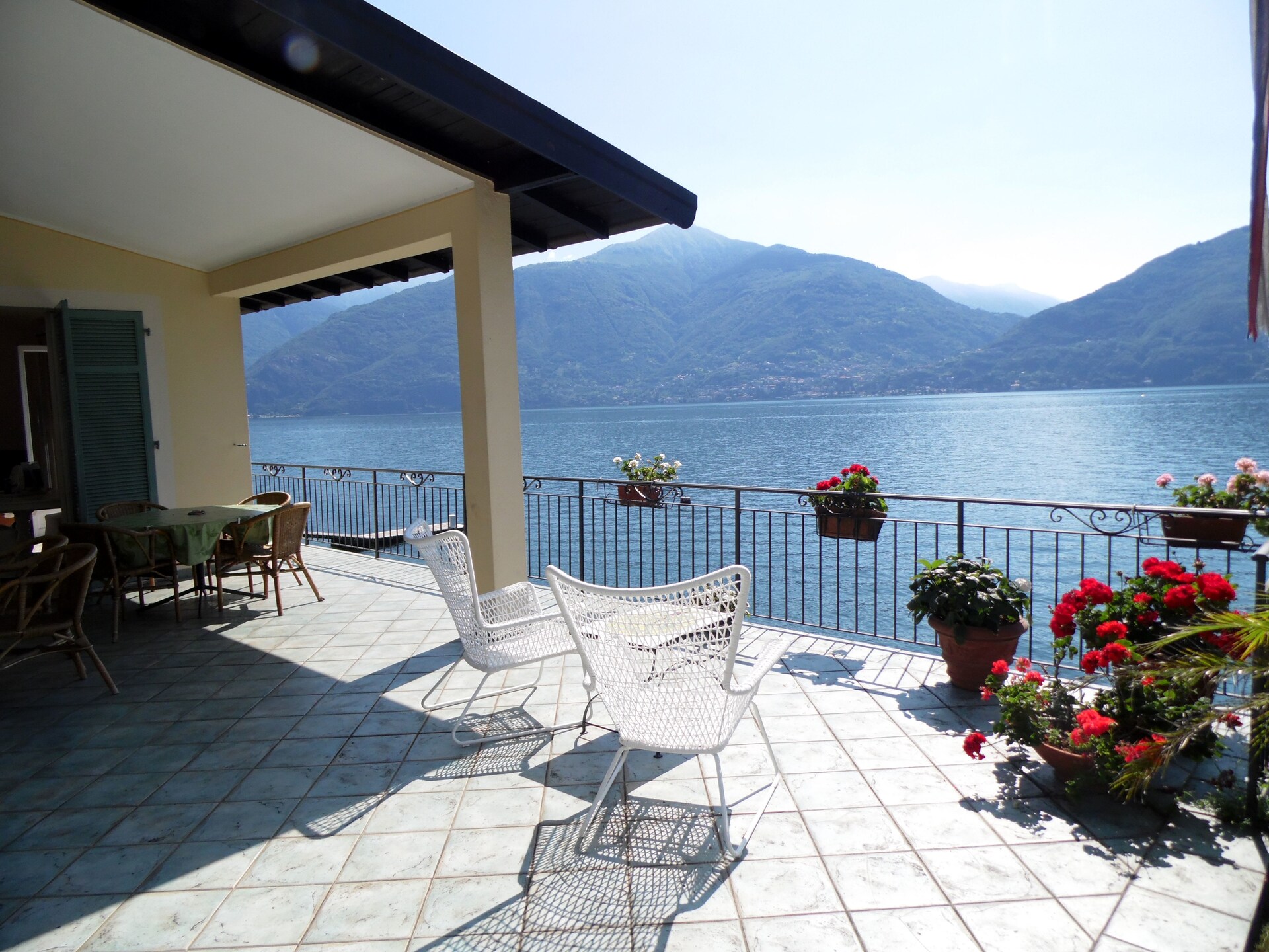 Vakantiehuis Vignabuona: Ruime villa direct aan het Comomeer in Menaggio - foto 1