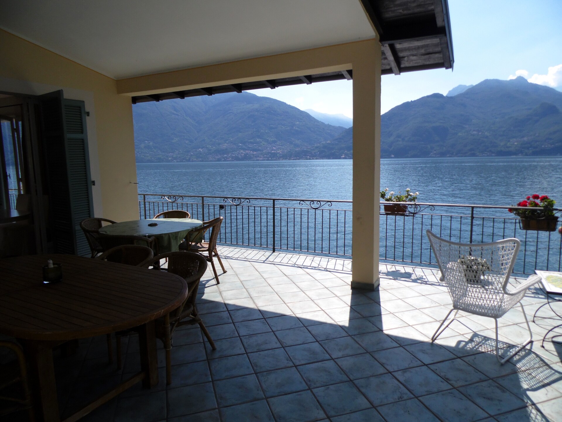 Vakantiehuis Vignabuona: Ruime villa direct aan het Comomeer in Menaggio - foto 21
