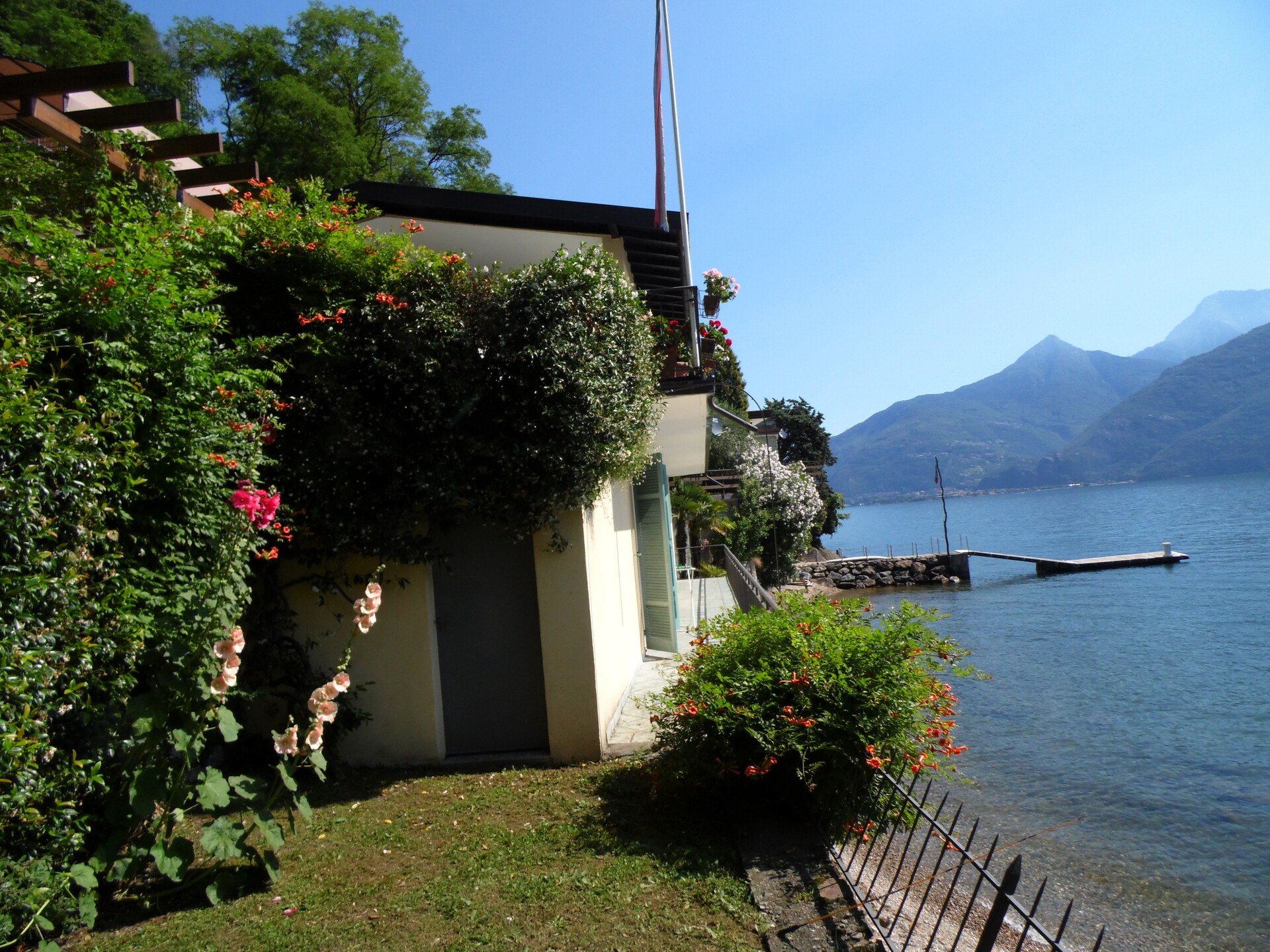 Vakantiehuis Vignabuona: Ruime villa direct aan het Comomeer in Menaggio - foto 6