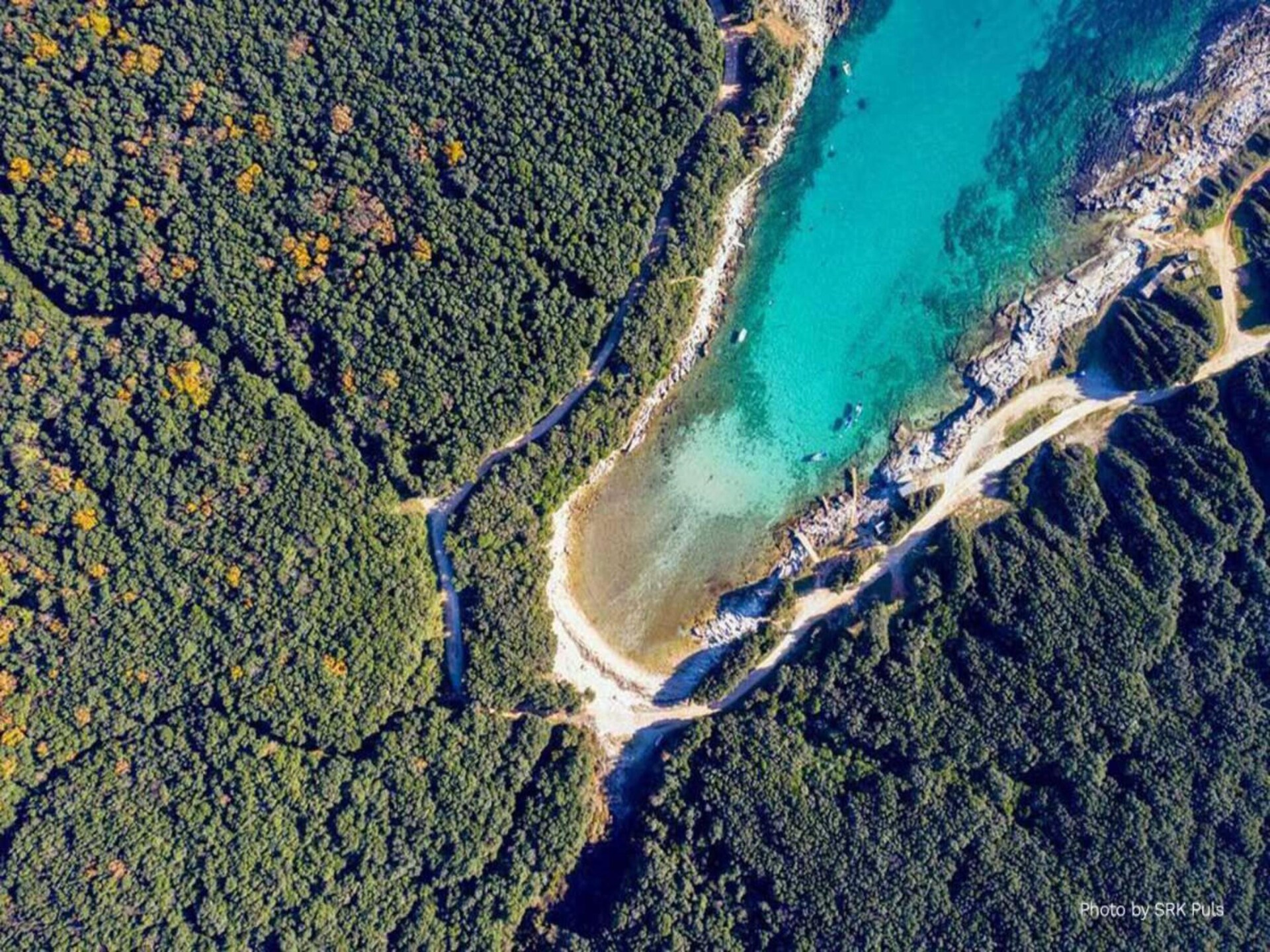 Ruim vakantiehuis met privézwembad in Sisan, op 3 km van strand - foto 14