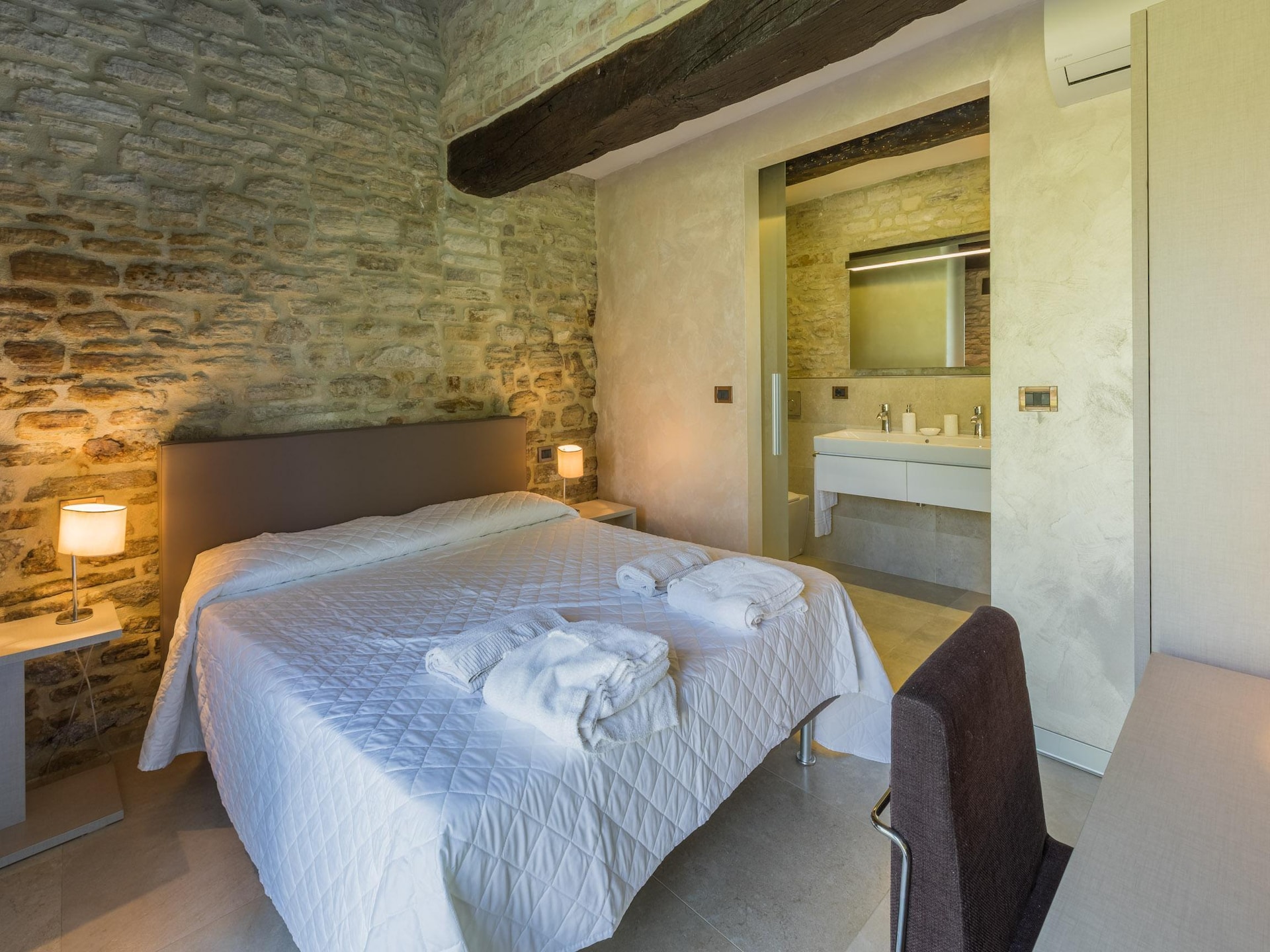 Centraal gelegen villa in Sant'ippolito voor 11 personen - foto 22
