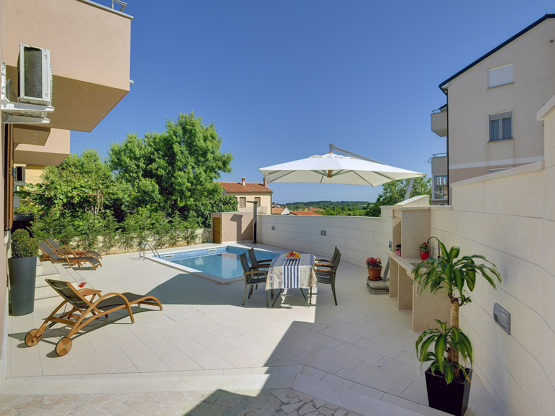 Moderne villa met privézwembad op 1 km van zee in Ližnjan - foto 5