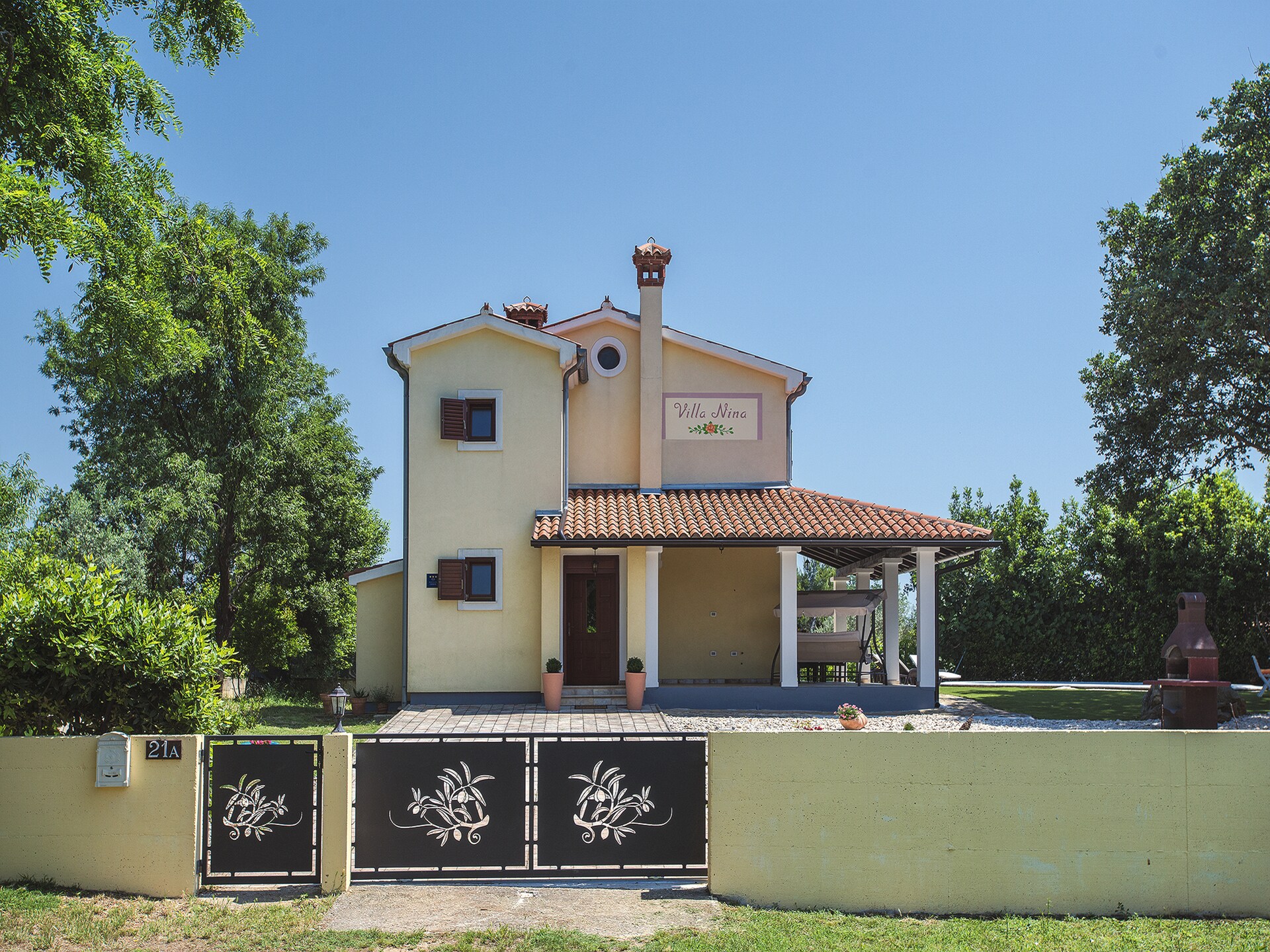 Villa Nina: Omheinde oase met zwembad op 900m van strand in Medulin - foto 5