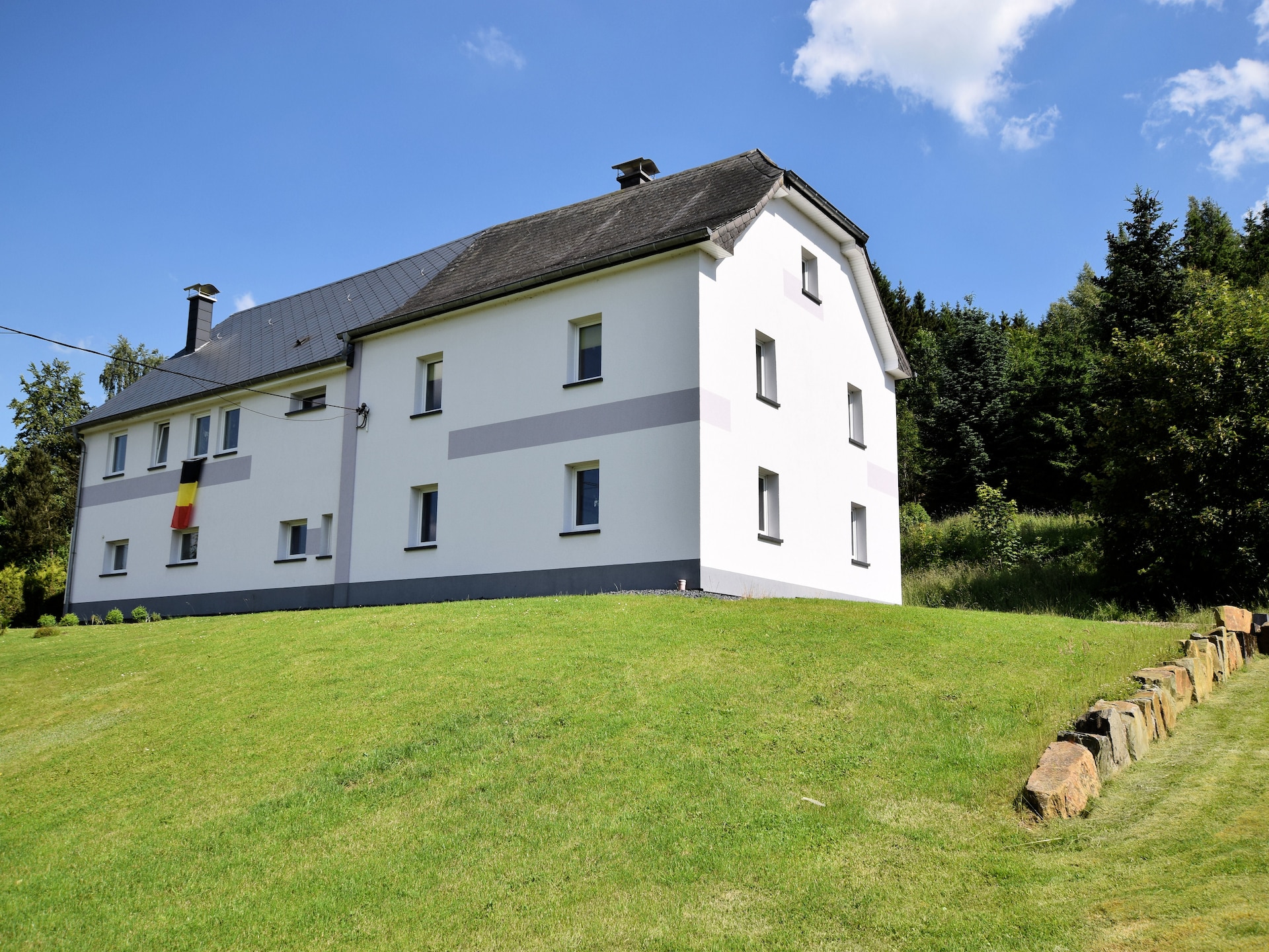 6-persoons vakantiehuis met tuin en recreatieruimte in Schönberg - foto 1