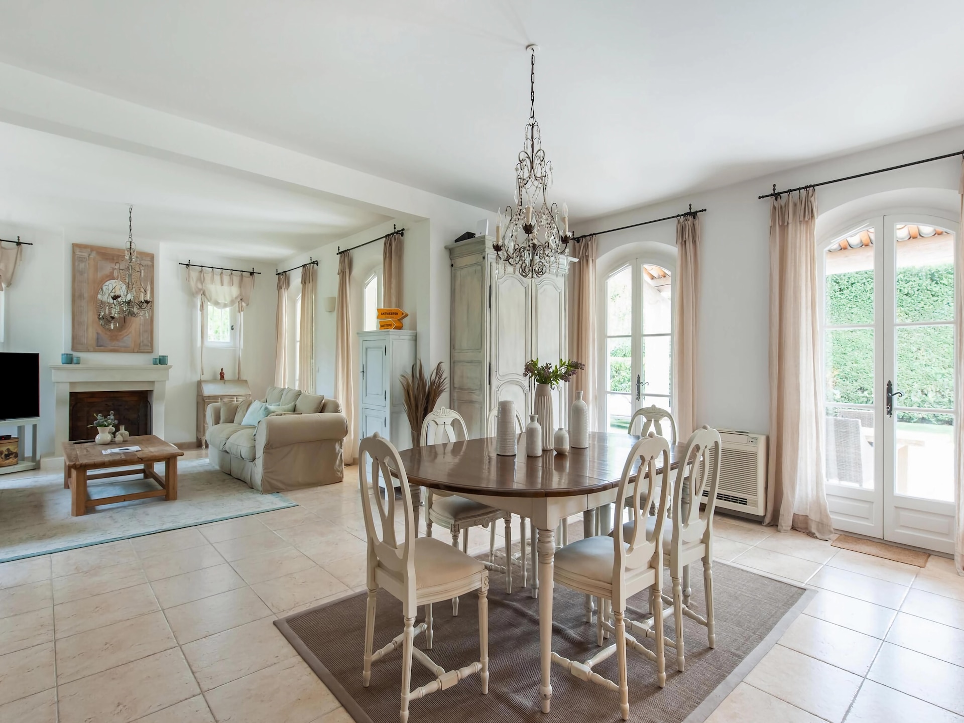 Op 400 m van het strand: Luxe villa met privézwembad in Saint Tropez - foto 13