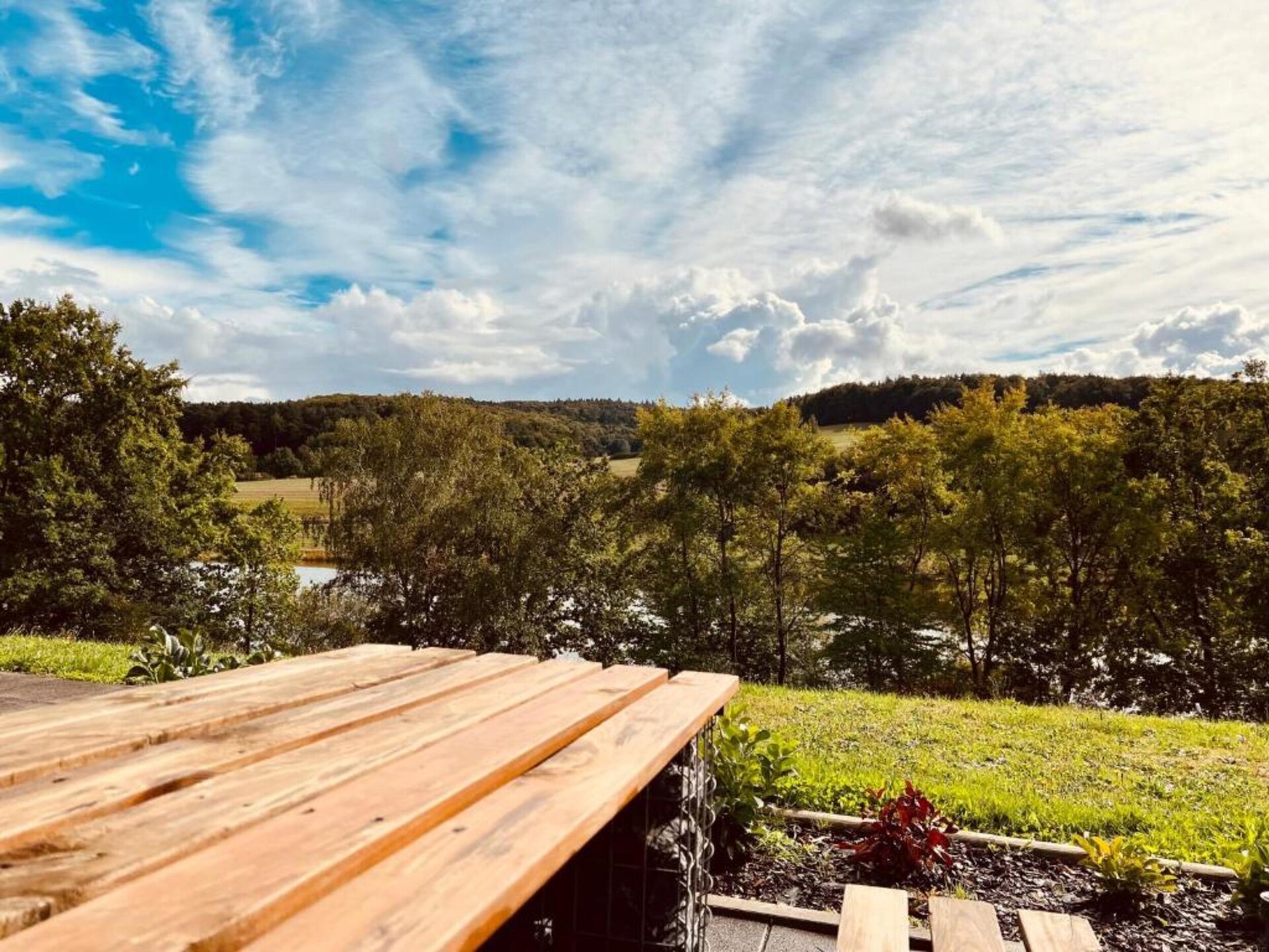 Vrijstaand vakantiehuis in het bos bij Kirchheim, vlakbij meer en golfbaan - foto 32