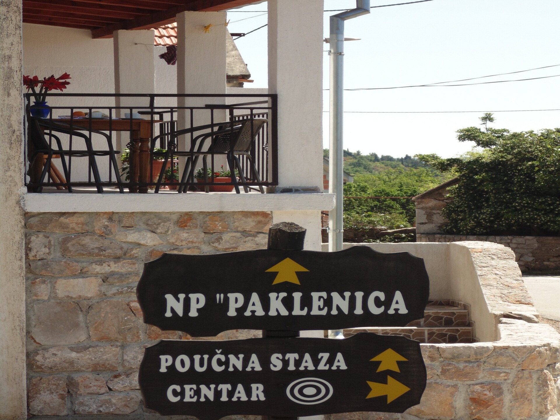 Stenen vakantiehuis aan de rand van Nationaal Park Paklenica - foto 34