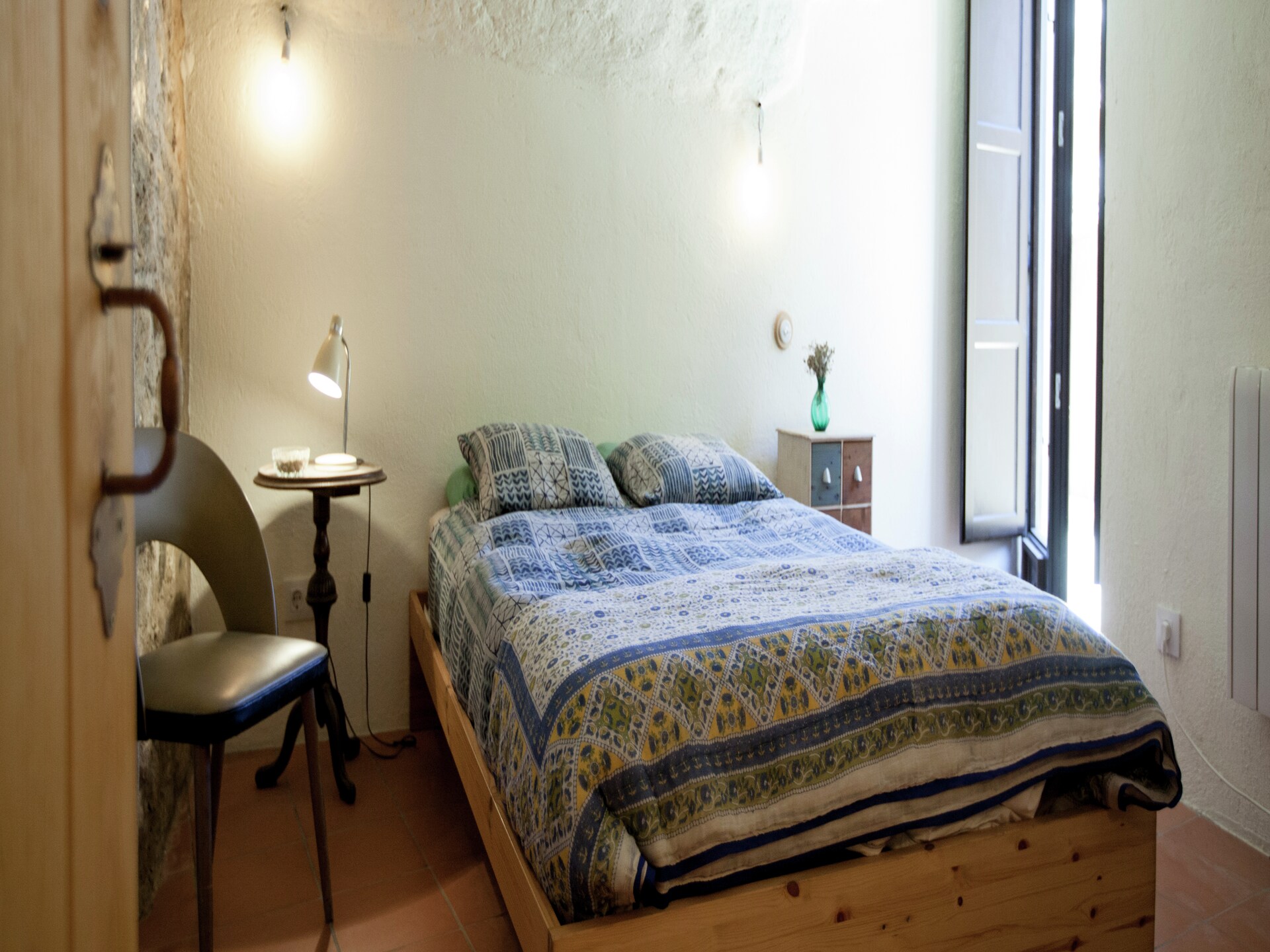 Vintage appartement aan de Costa Brava met open haard, vlakbij zee en meer - foto 5