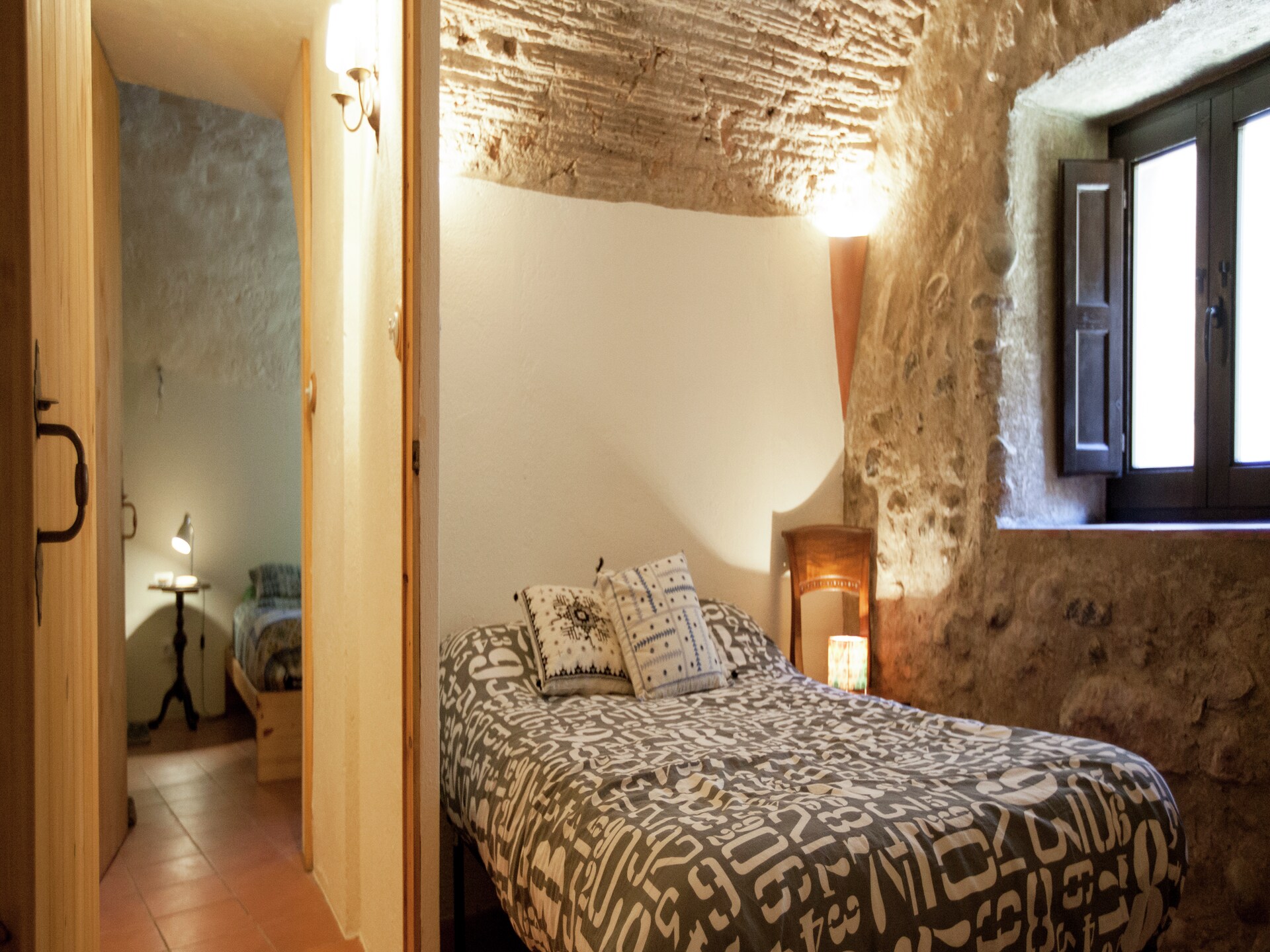 Vintage appartement aan de Costa Brava met open haard, vlakbij zee en meer - foto 10