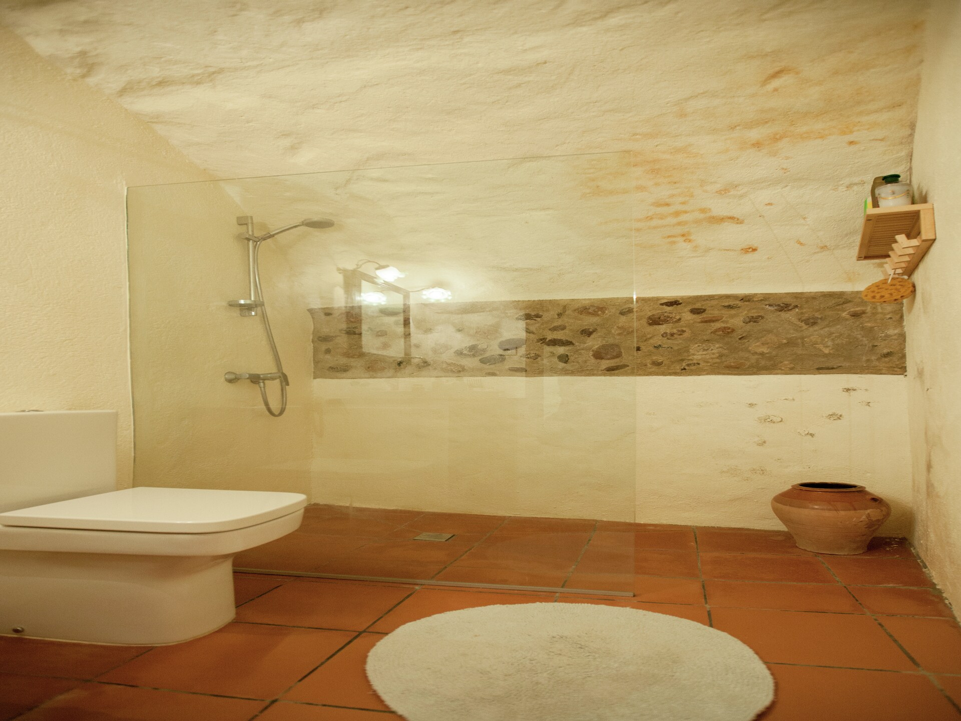 Vintage appartement aan de Costa Brava met open haard, vlakbij zee en meer - foto 12