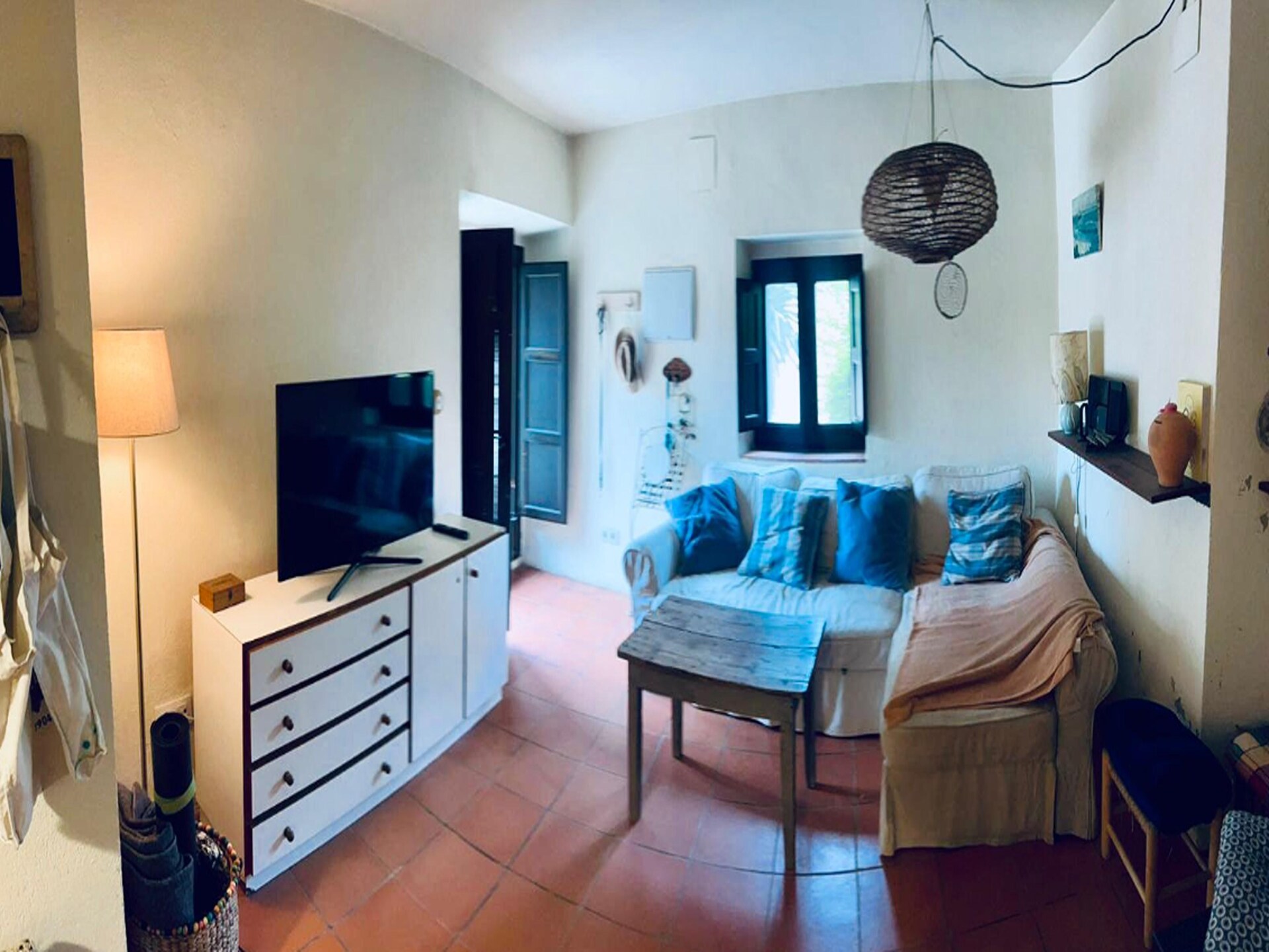 Vintage appartement aan de Costa Brava met open haard, vlakbij zee en meer - foto 16