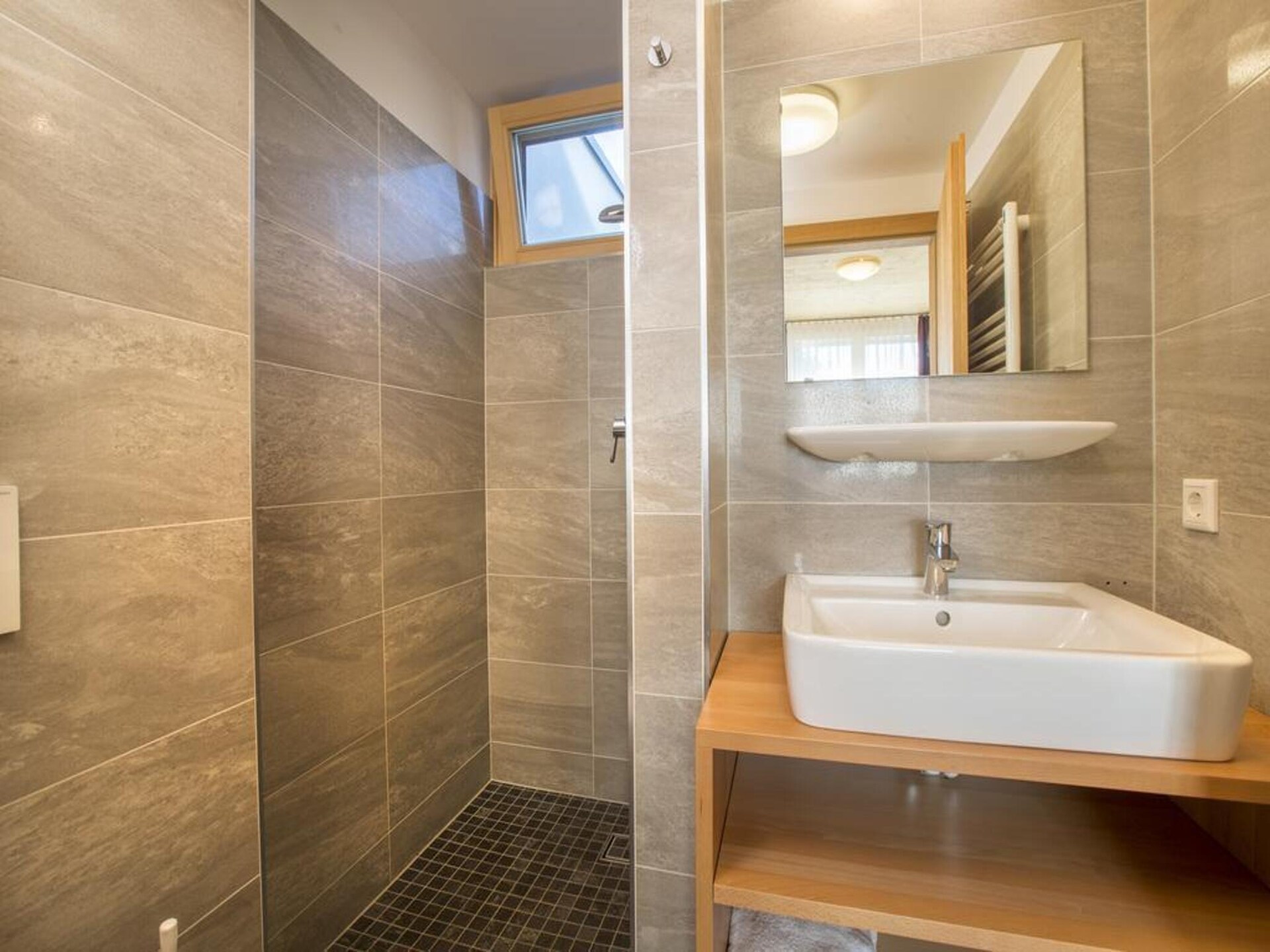 8-persoons appartement aan de piste in Neukirchen am Großvenediger - foto 17
