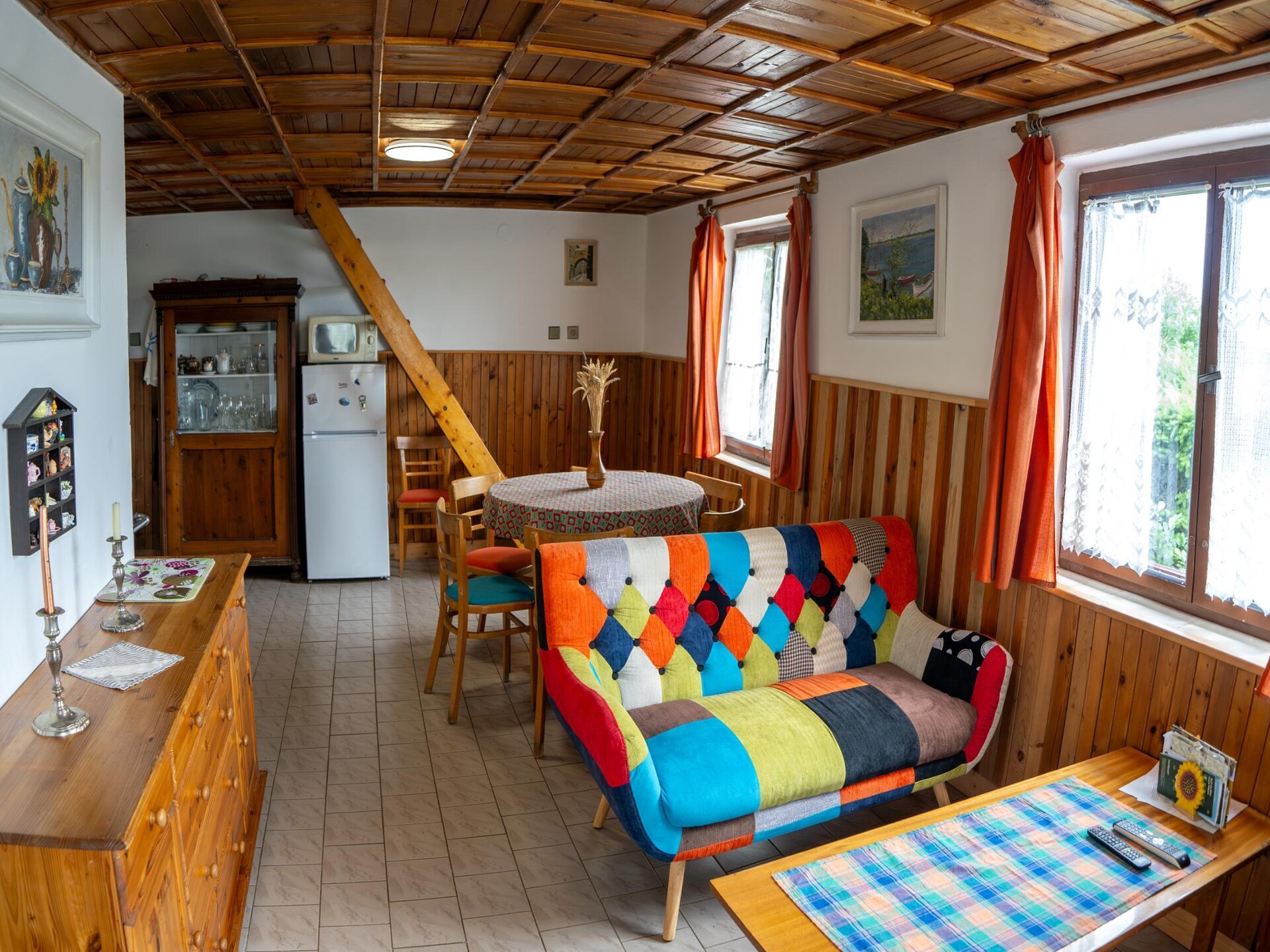 Pohoda: vrijstaand huisdiervriendelijk vakantiehuis voor 4 in de bossen bij Praag - foto 2