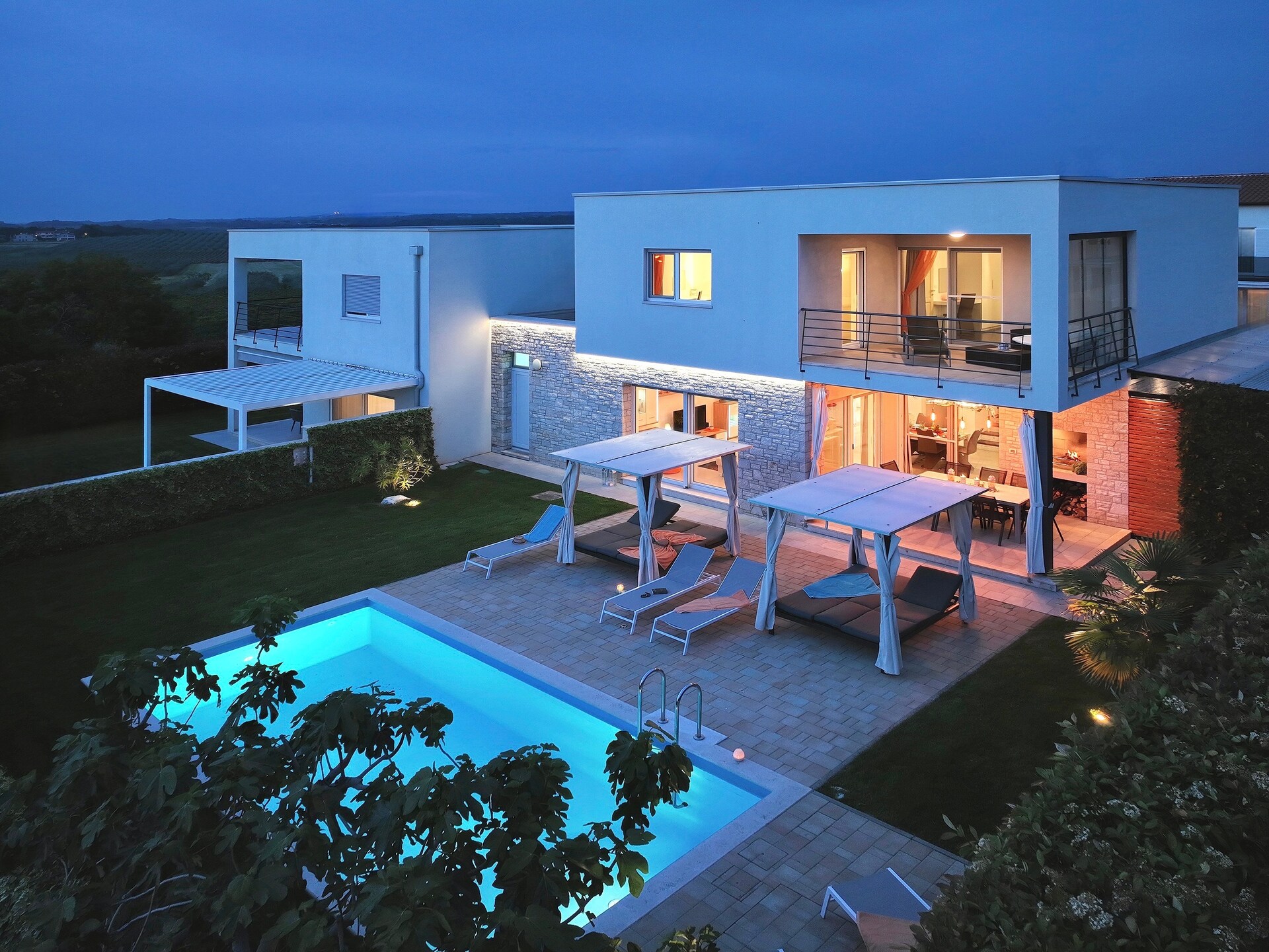 Villa Sky Dream: Jouw oase van rust met privézwembad nabij Novigrad - foto 2