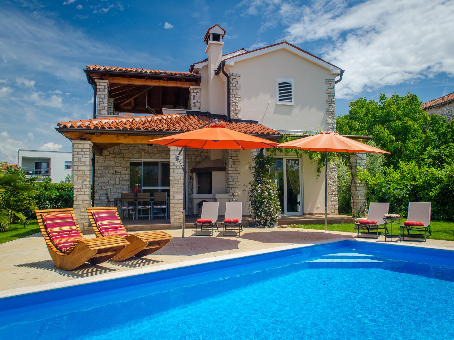 Moderne villa bij Novigrad met privézwembad en landelijk uitzicht - foto 3