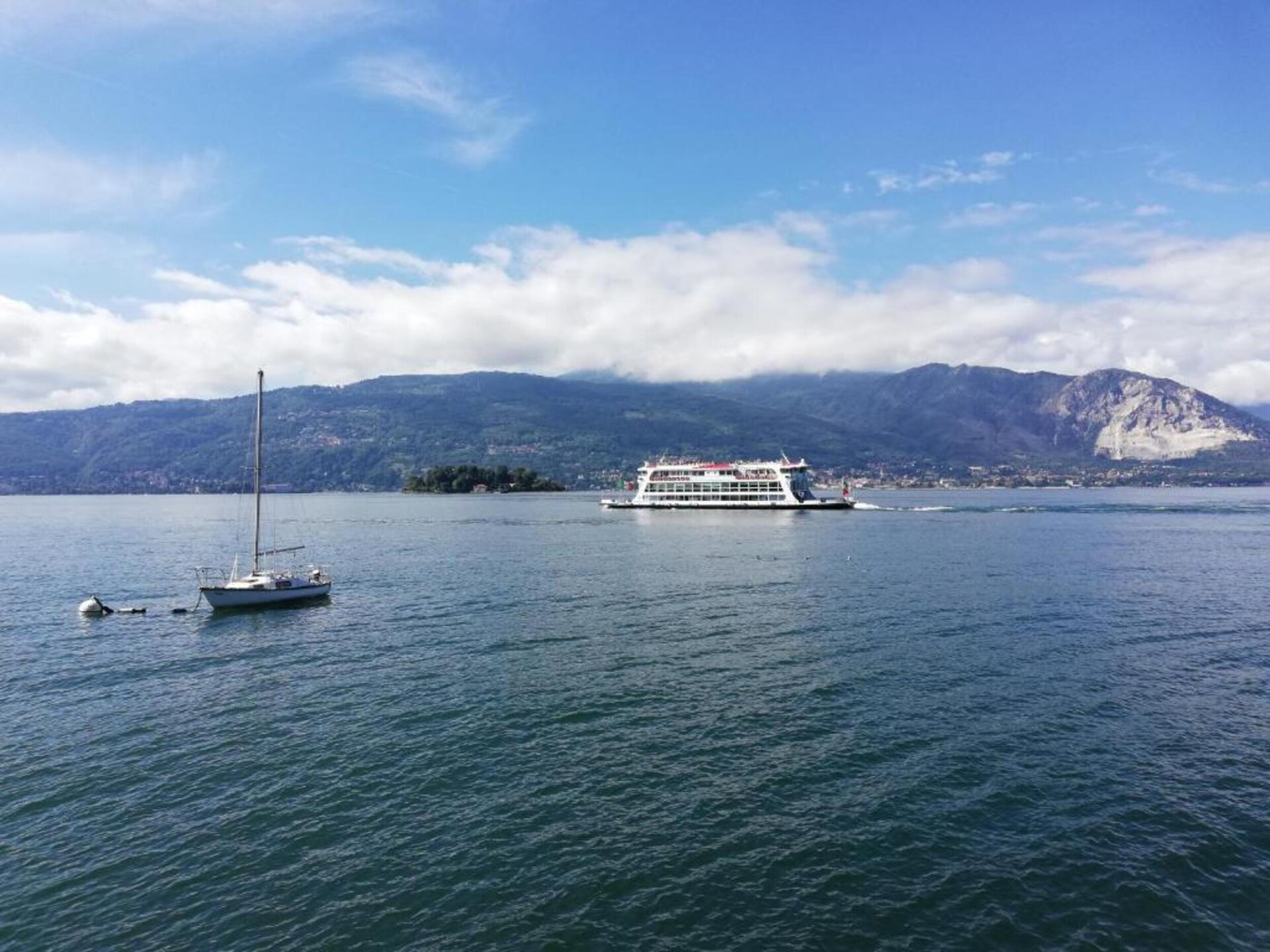 Luxe vakantiehuis Cielo d'Italia in Verbania met bubbelbad - foto 28