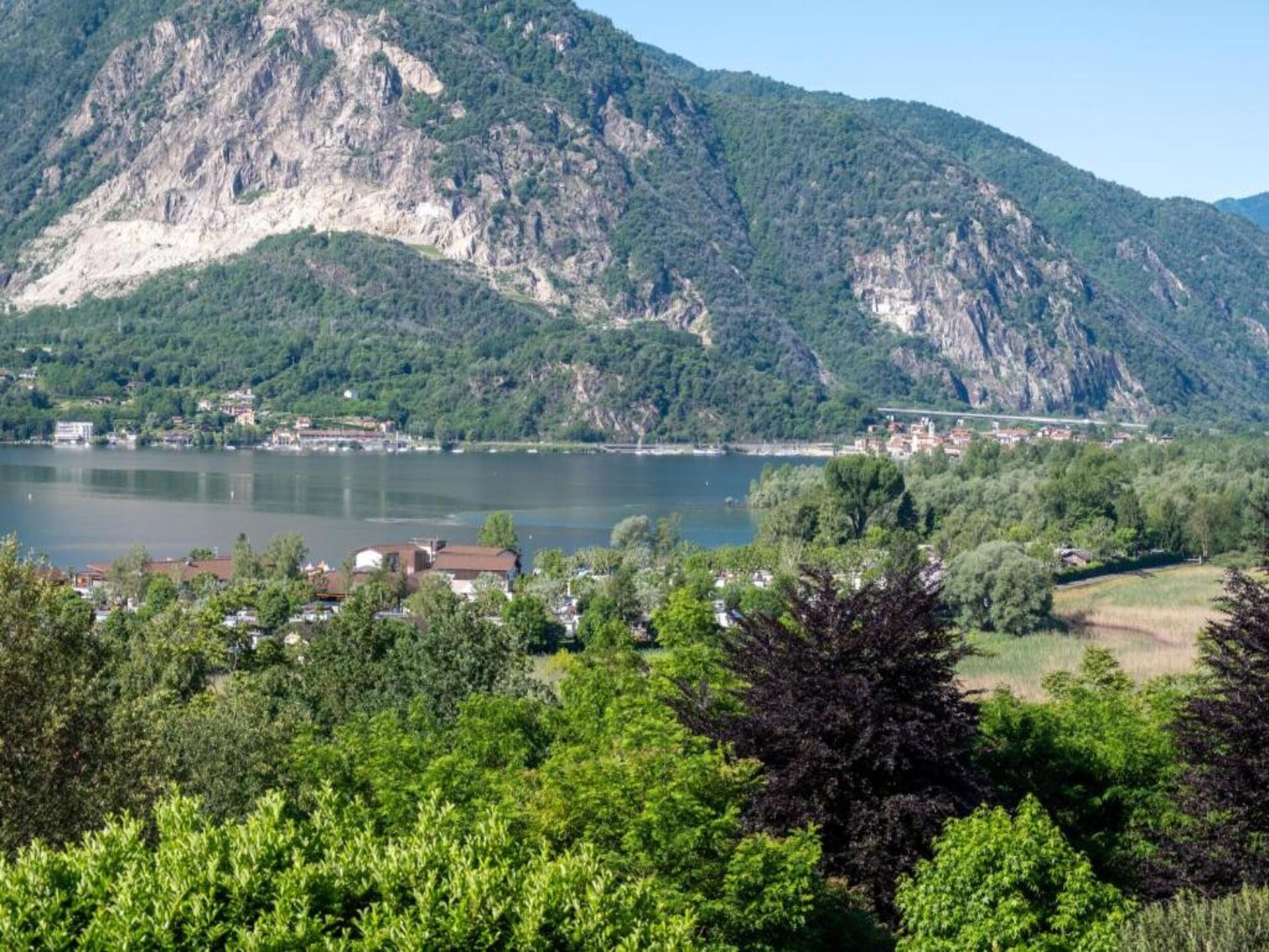 Luxe vakantiehuis Cielo d'Italia in Verbania met bubbelbad - foto 24