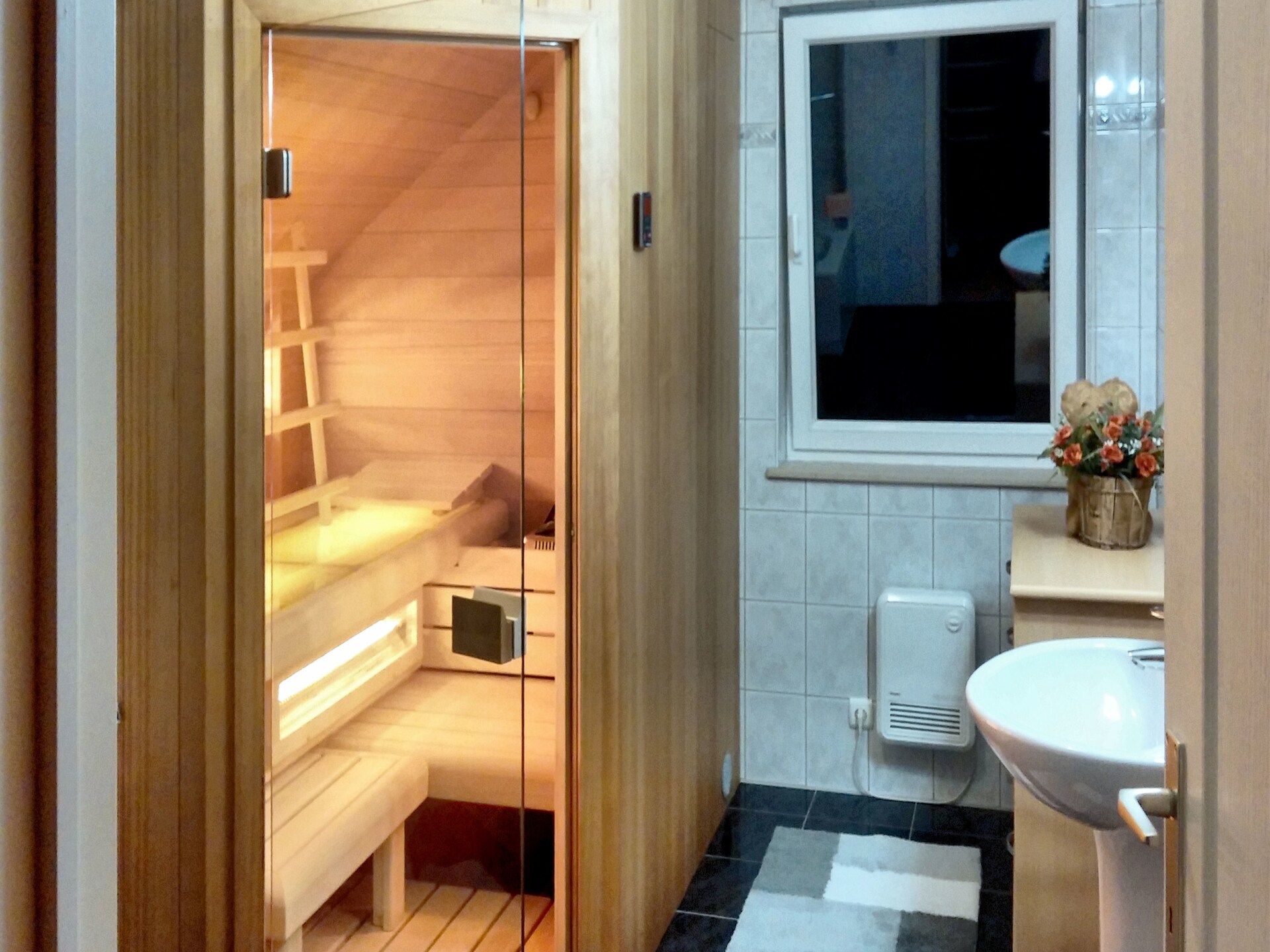 Ruim vakantiehuis met sauna aan het bos in Barvaux-sur-Ourthe - foto 9