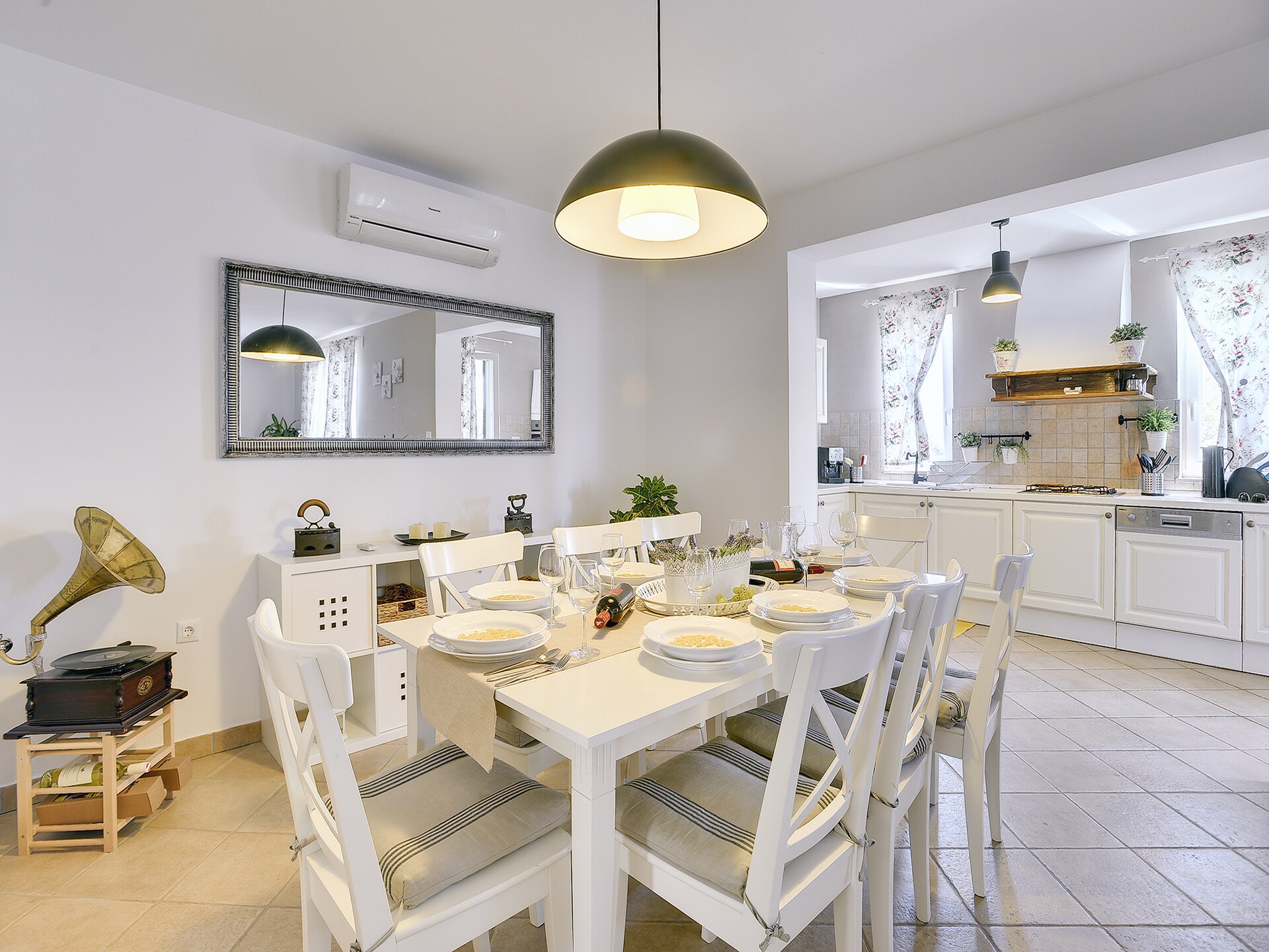 Moderne villa met privézwembad nabij Pula, 3 km van strand - foto 12