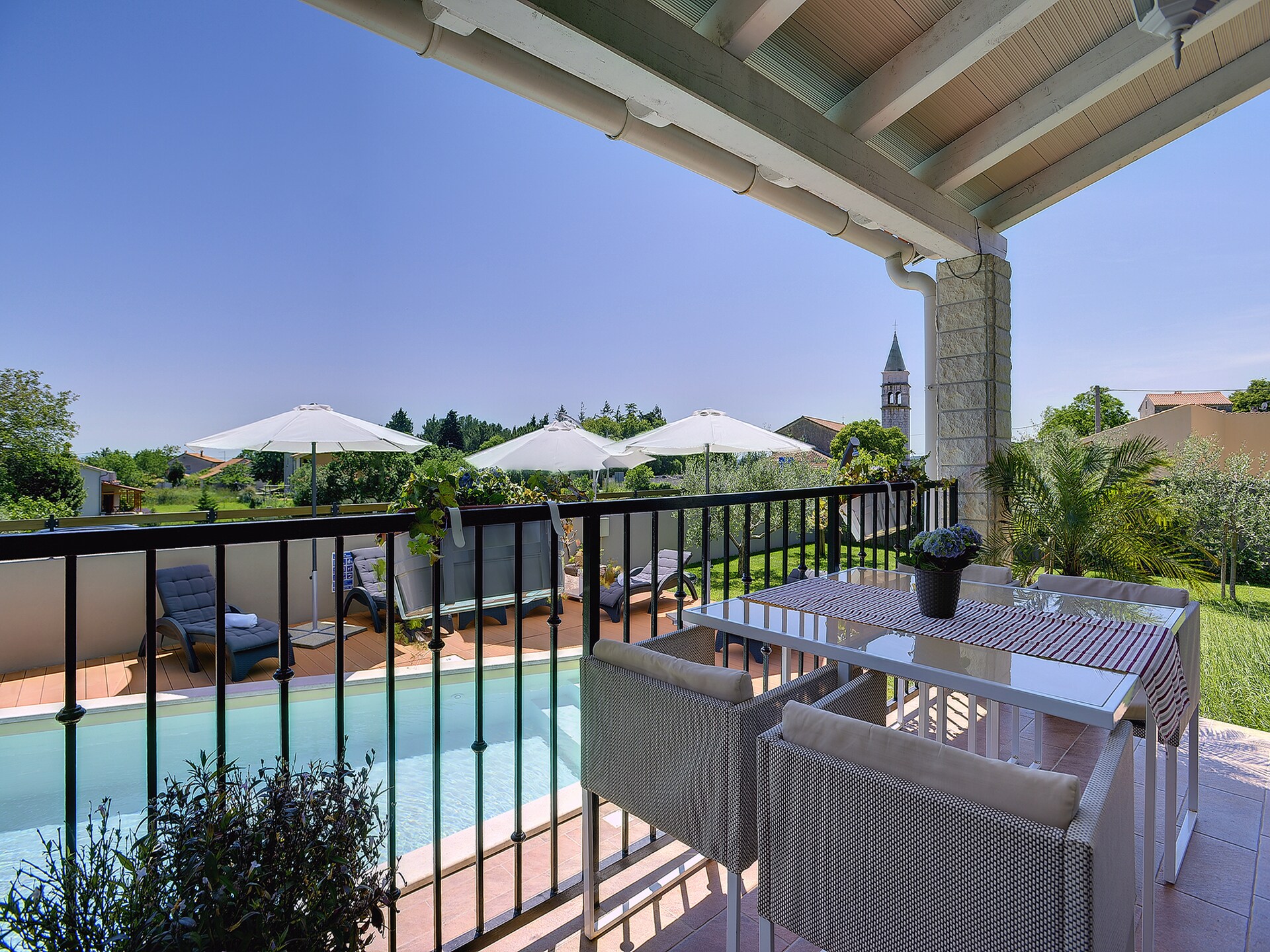 Moderne villa met privézwembad nabij Pula, 3 km van strand - foto 7