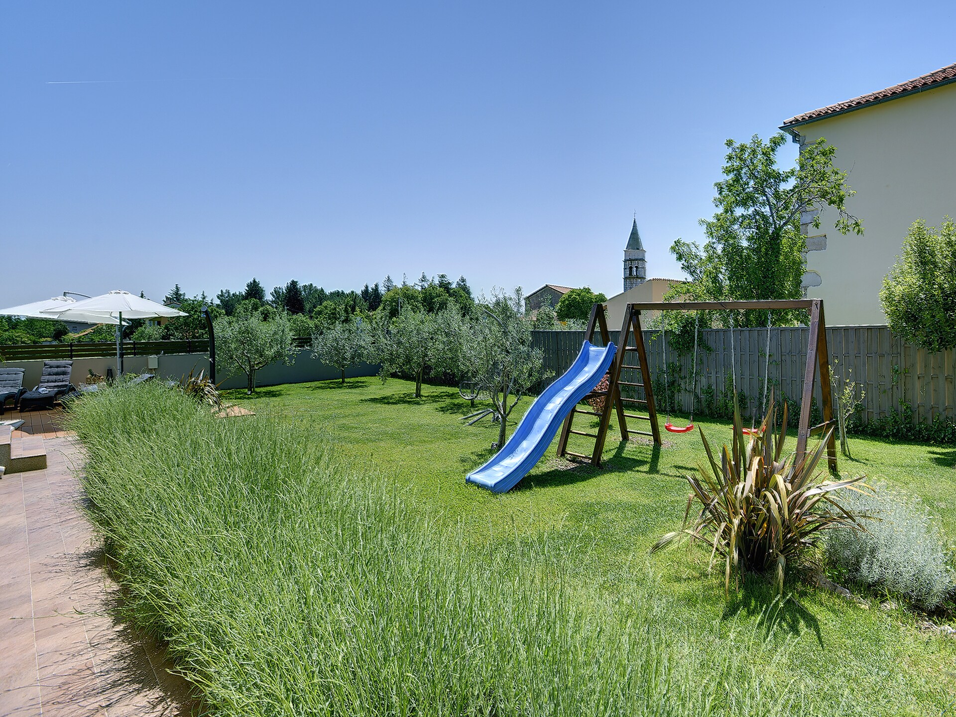 Moderne villa met privézwembad nabij Pula, 3 km van strand - foto 28