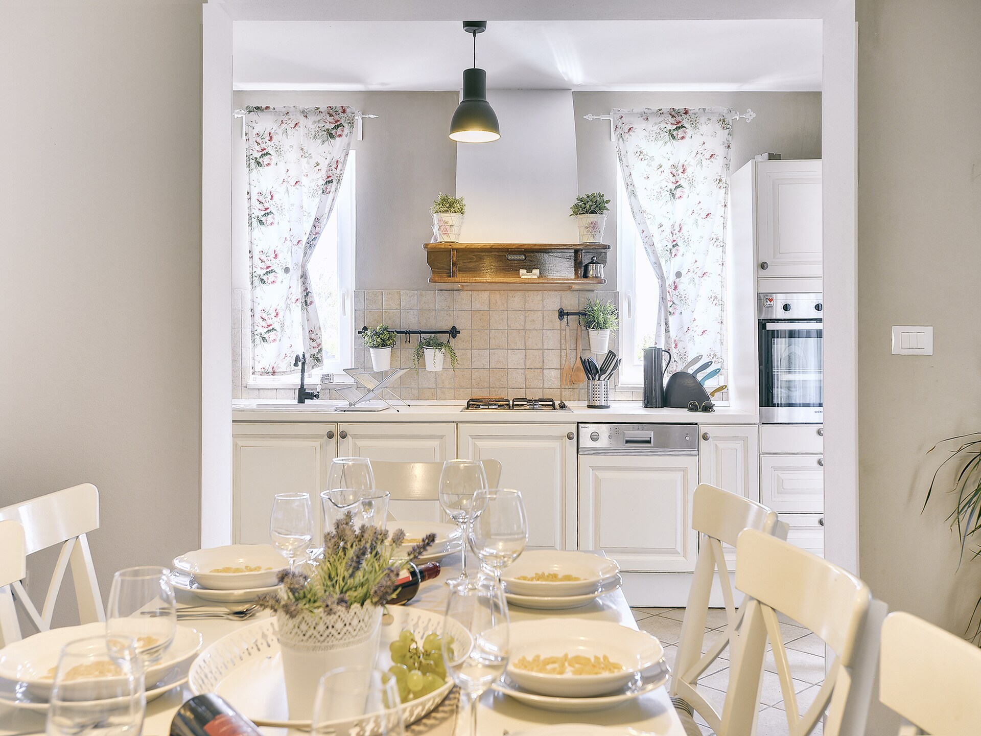 Moderne villa met privézwembad nabij Pula, 3 km van strand - foto 14