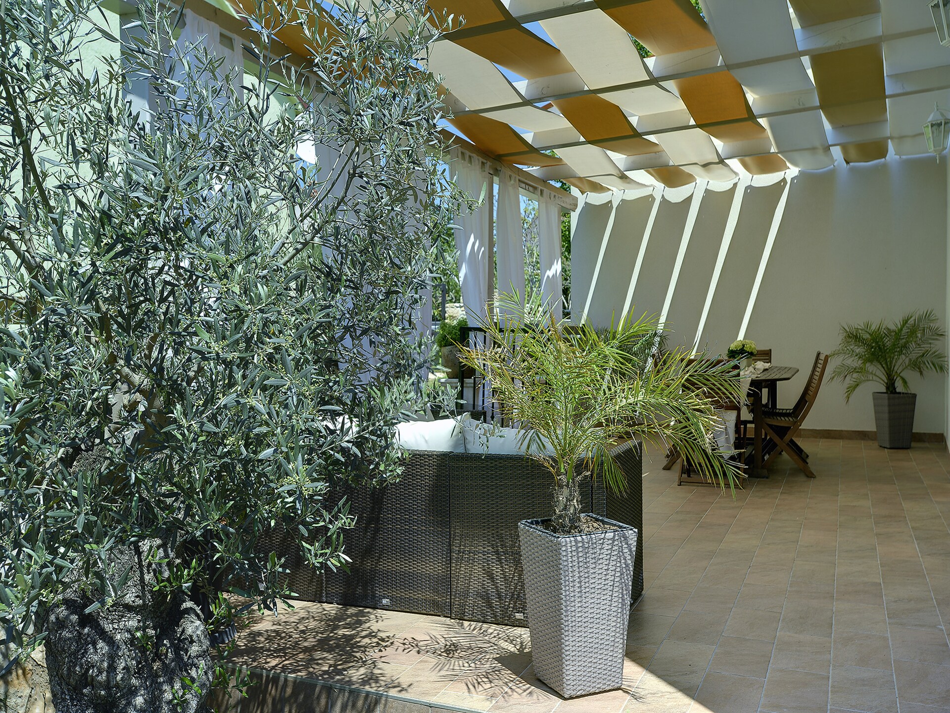 Moderne villa met privézwembad nabij Pula, 3 km van strand - foto 27
