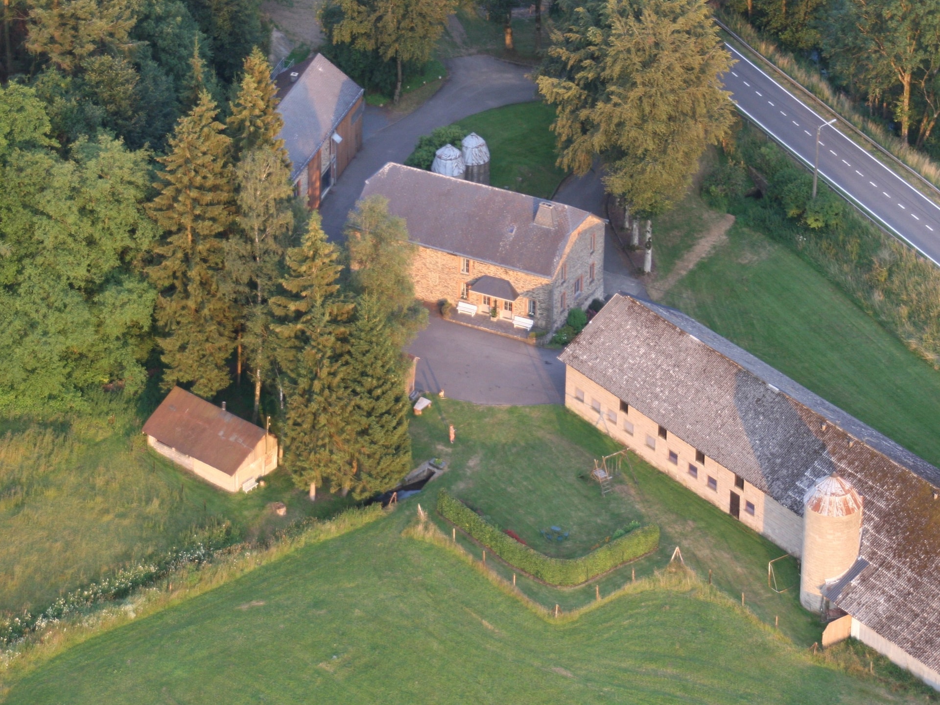 Ruime boerderij Le Moulin d'Halconreux in Gouvy voor 15 personen - foto 10