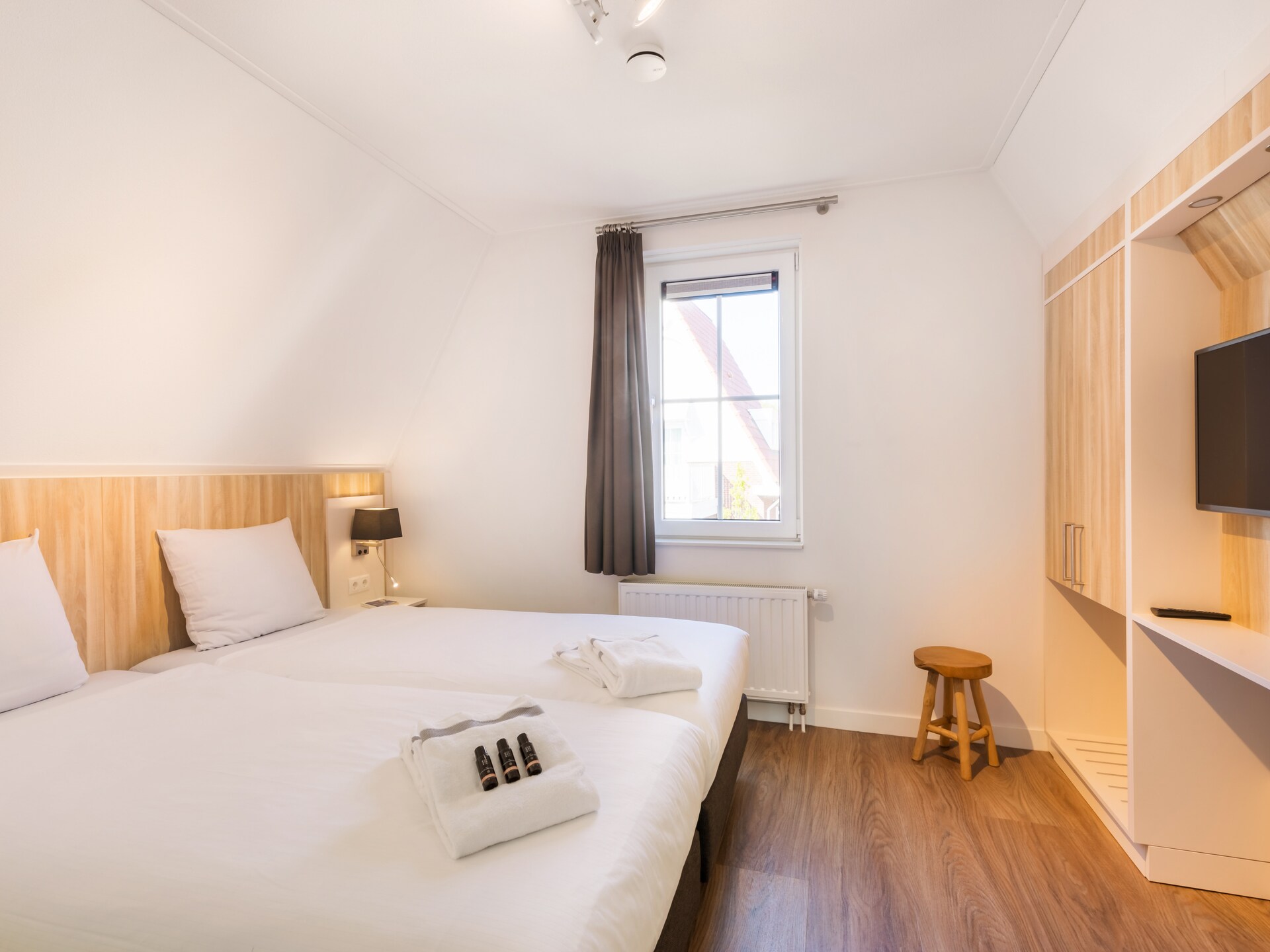 Jaren '30 villa met privétuin op loopafstand van het strand van Dishoek - foto 17