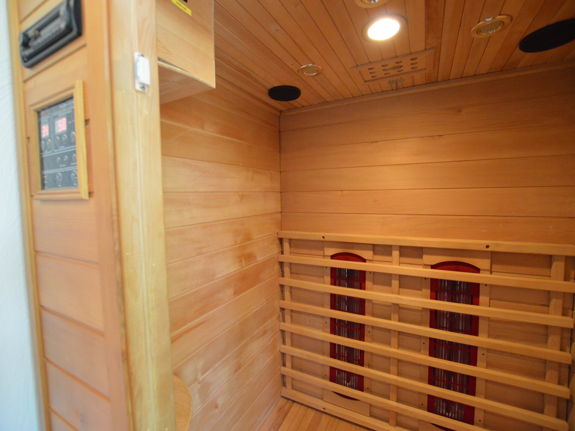 Romantisch landgoed met sauna, tuin en golf in Limburg - foto 29
