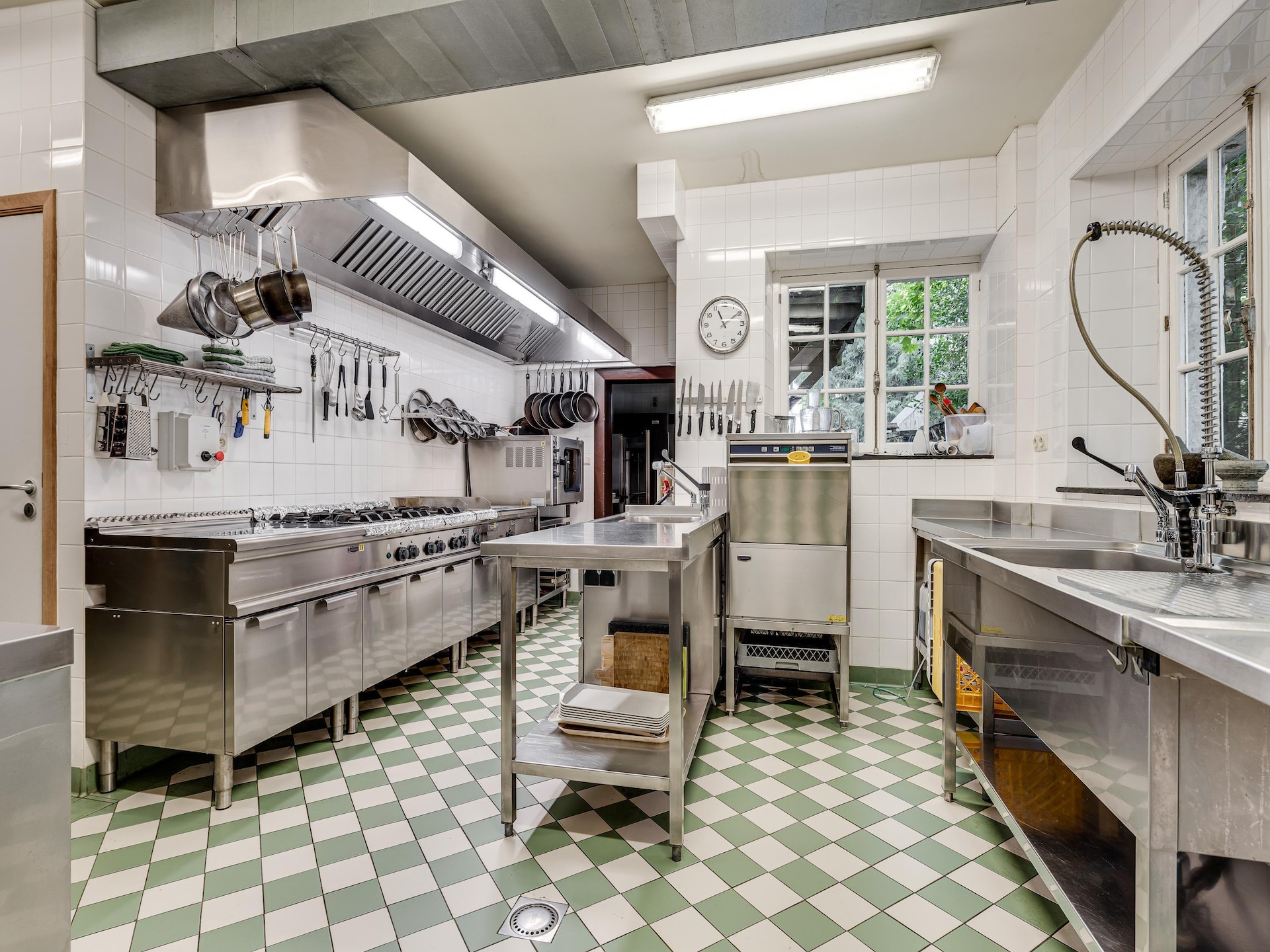 50-persoons vakantiehuis Domaine des Officiers in centrum Vielsalm - foto 3