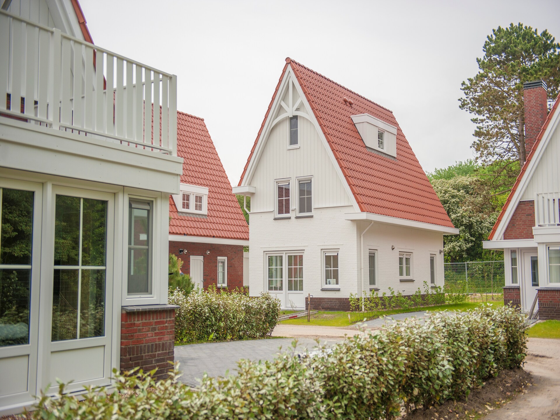 Elegante jaren 30-villa met privétuin, 3 slaapkamers en badkamers in Dishoek - foto 10