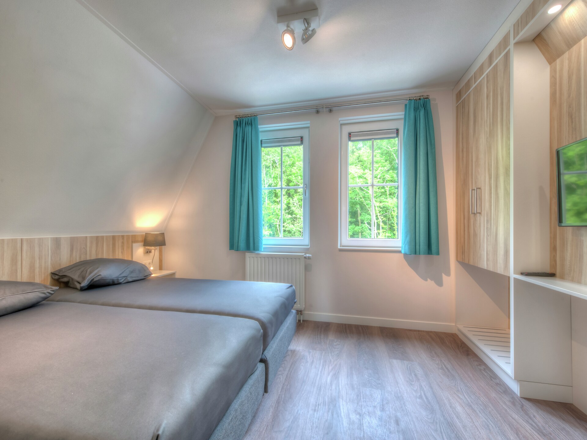 Elegante jaren 30-villa met privétuin, 3 slaapkamers en badkamers in Dishoek - foto 15