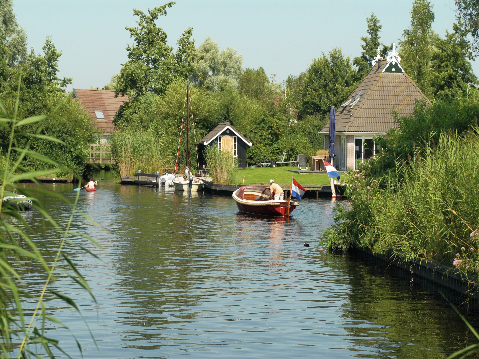 Luxe wellness bungalow aan het meer in Nationaal Park De Alde Feanen - foto 20