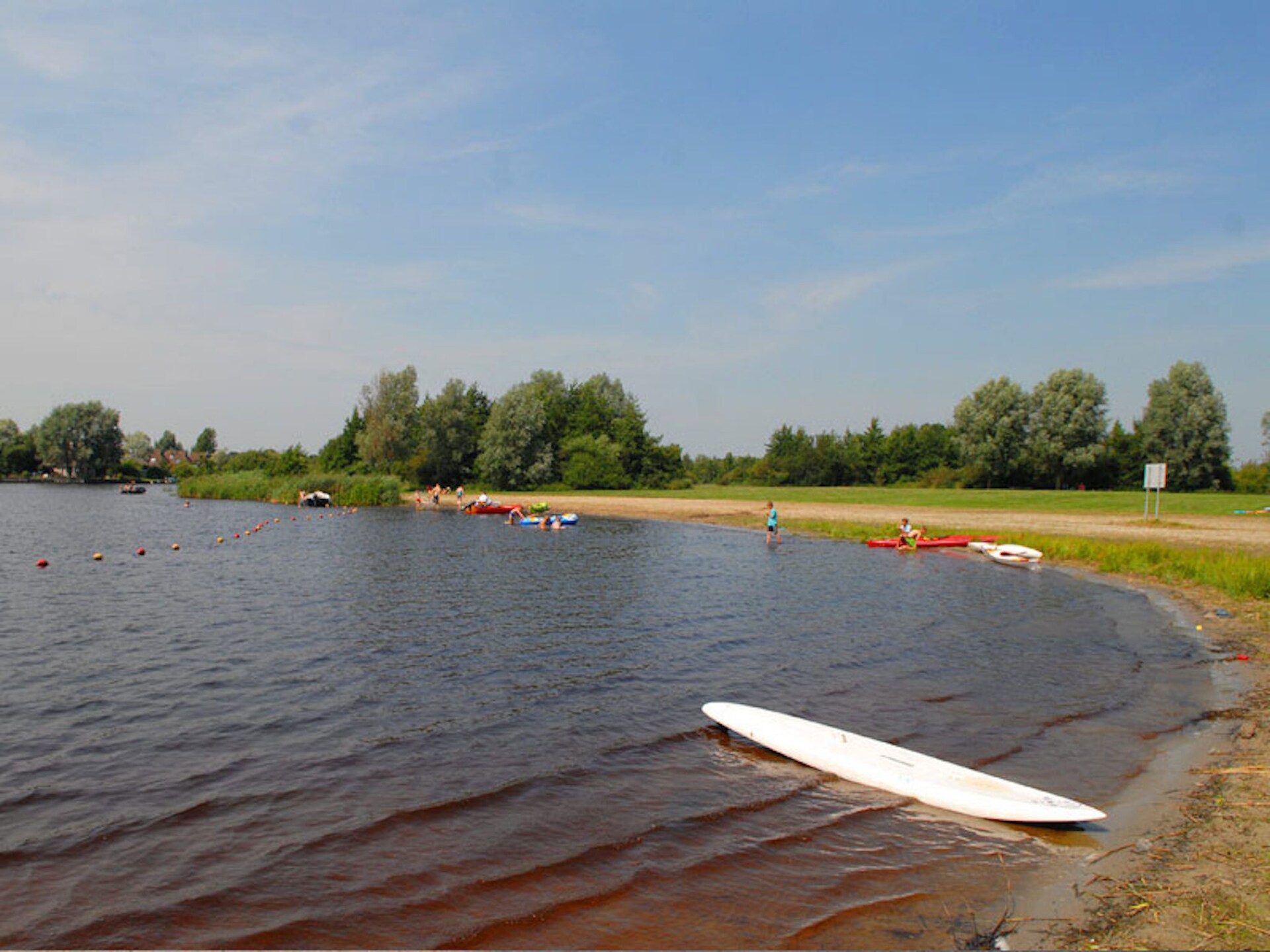 Luxe wellness bungalow aan het meer in Nationaal Park De Alde Feanen - foto 21
