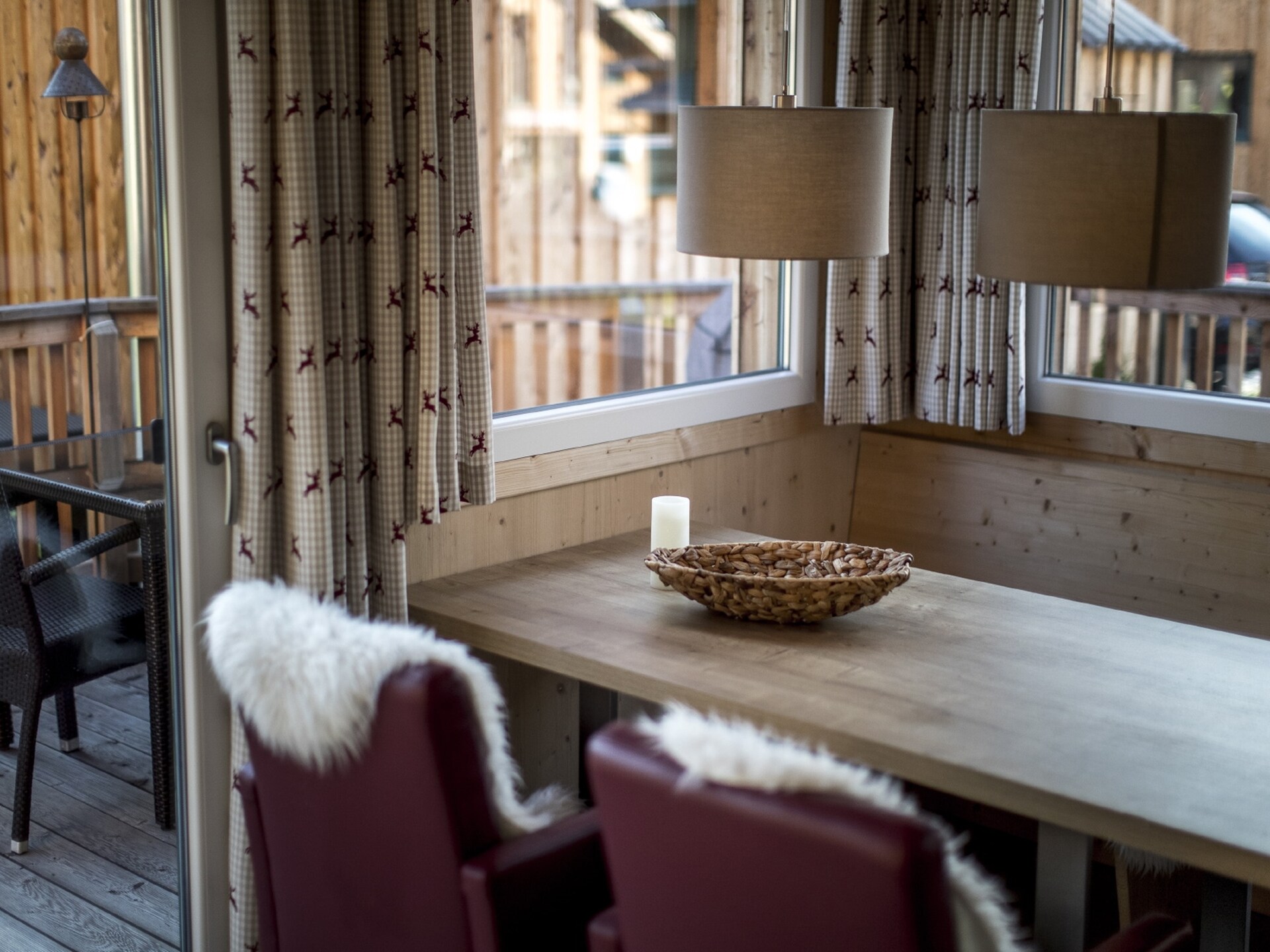 Luxe houten chalet aan de piste met privé jacuzzi en sauna - foto 26