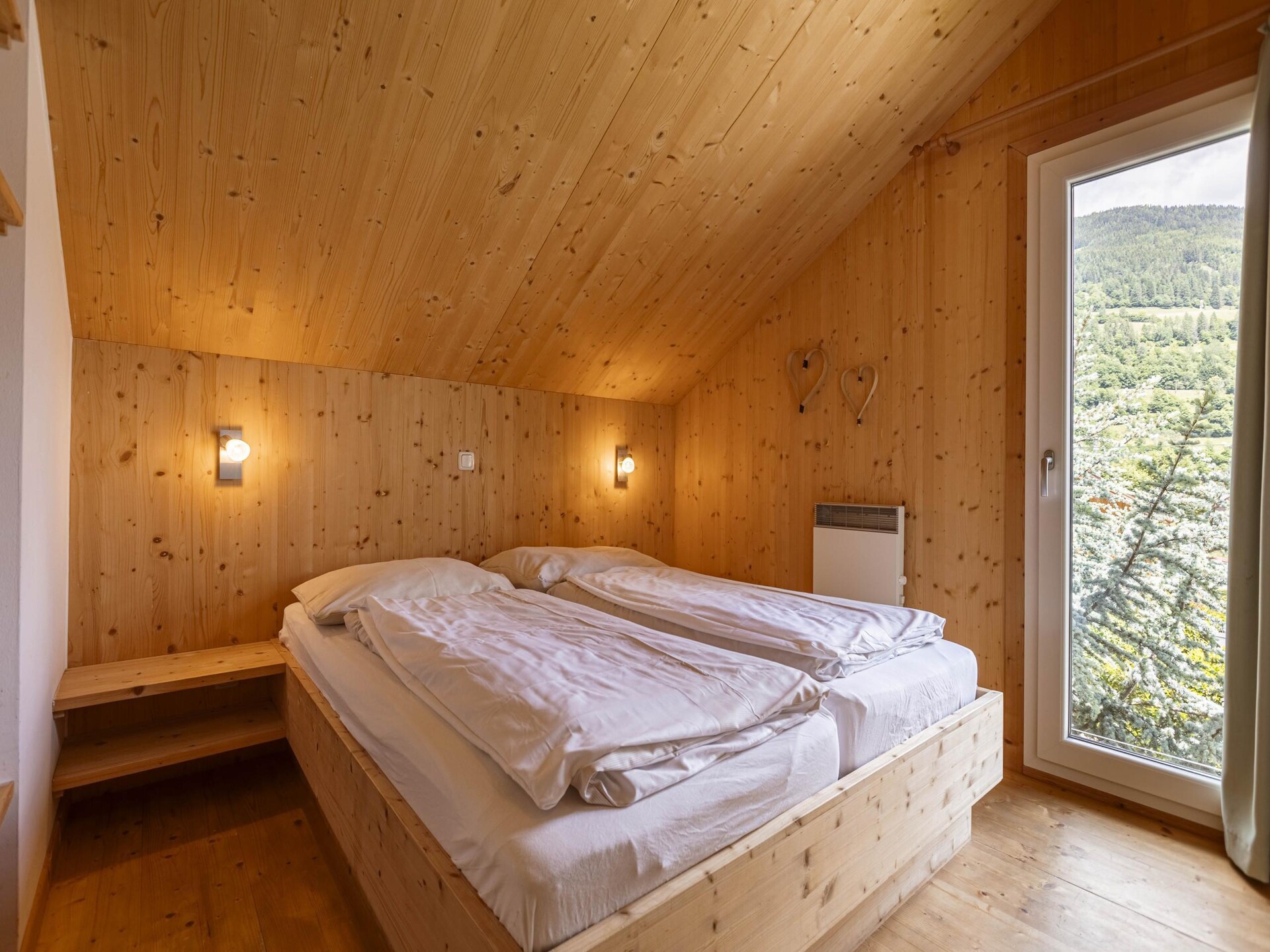Luxe houten chalet aan de piste met privé jacuzzi en sauna - foto 20