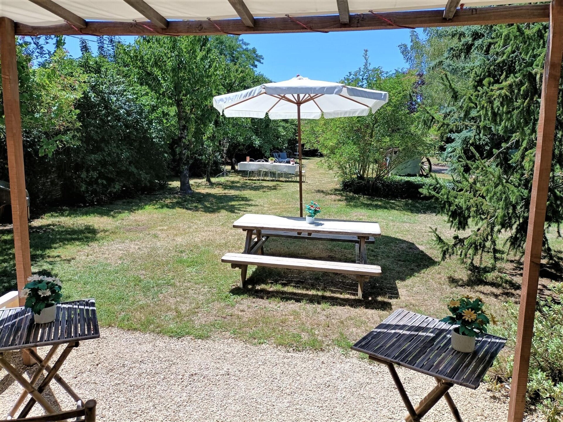Authentiek landhuis met zwembad en tuin in Frontenay-sur-Dive - foto 7
