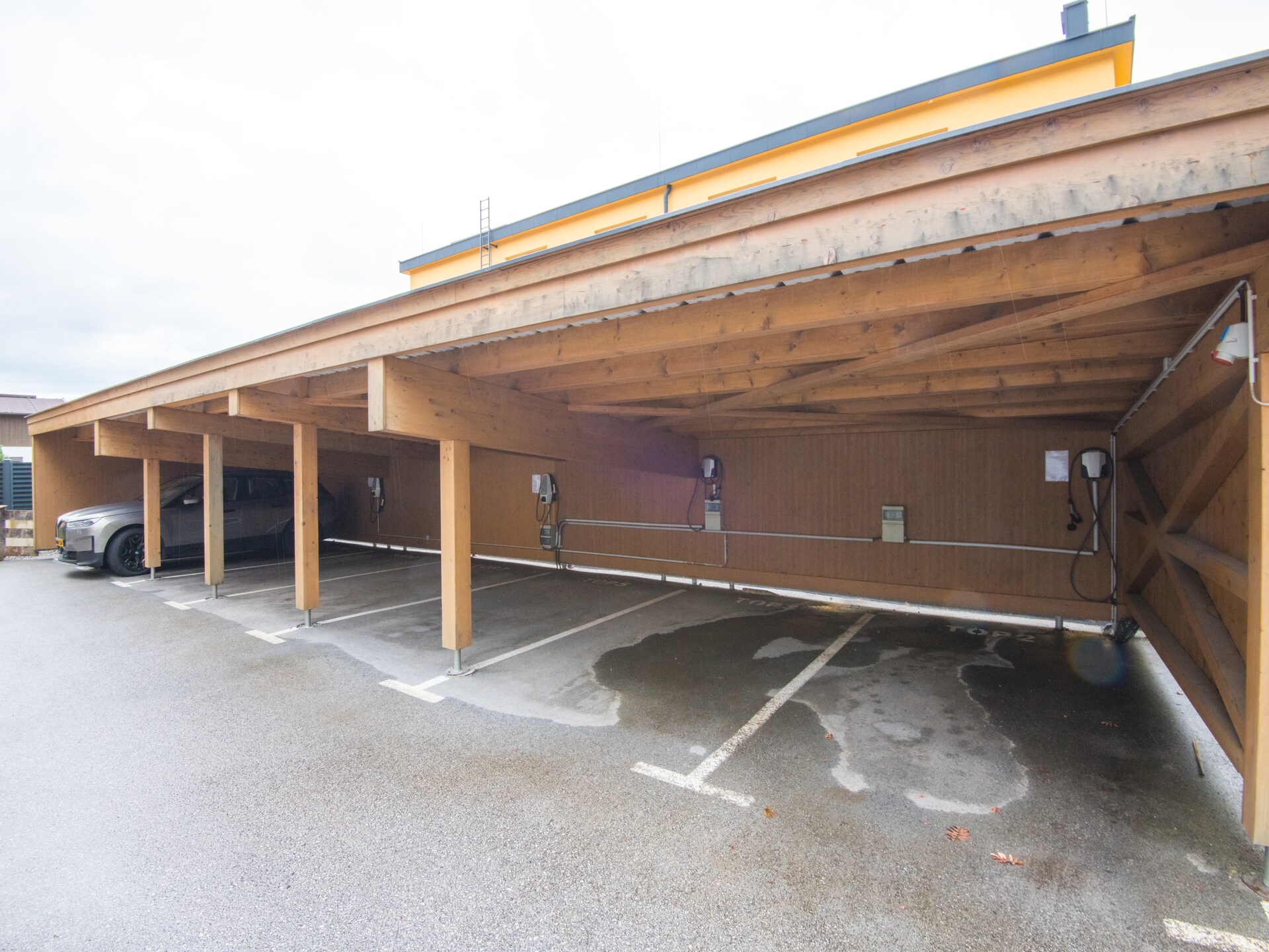 Aan de piste: Ruim appartement in centrum Brixen im Thale - foto 30