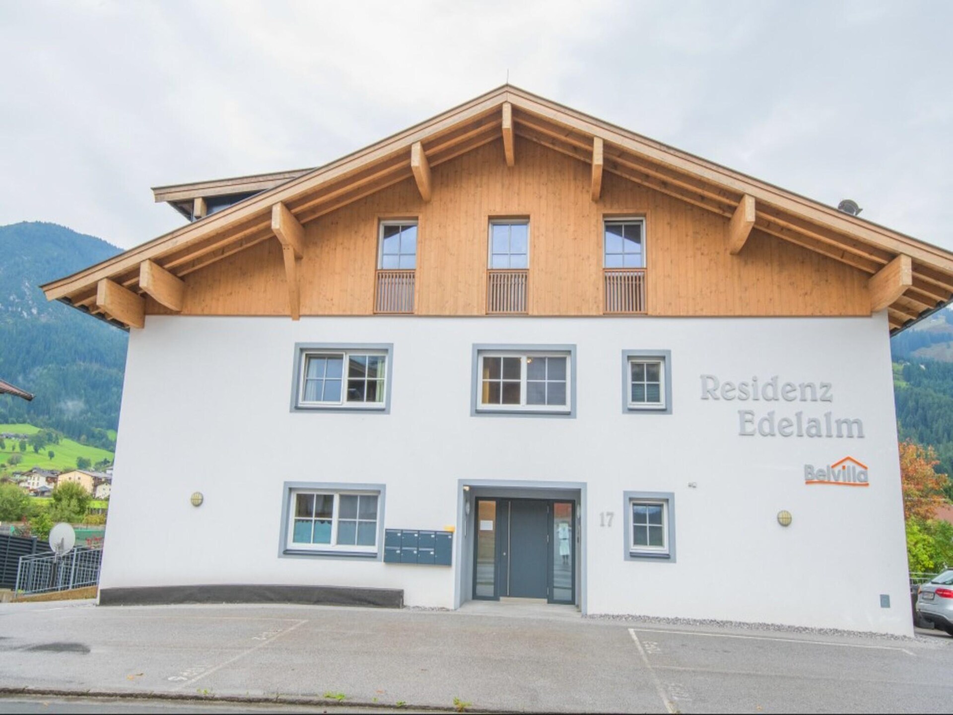 Aan de piste: Ruim appartement in centrum Brixen im Thale - foto 1