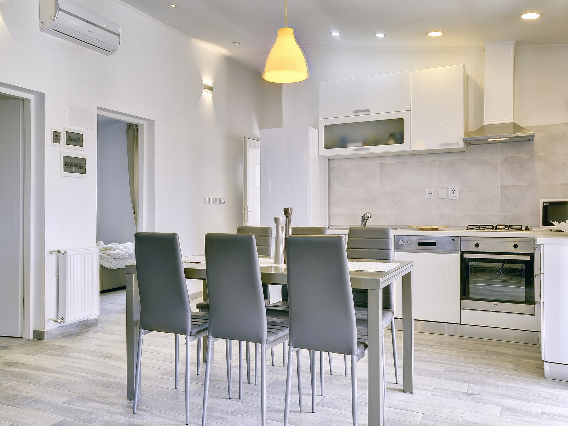 Aan zee gelegen: Moderne Villa Emily in Peroj voor 6 personen - foto 10