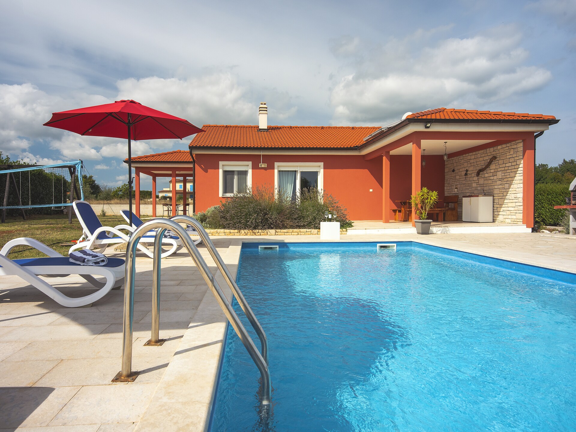 Villa Kata in Rebići: Ruime villa met privézwembad, tuin en zeezicht op 900m - foto 29