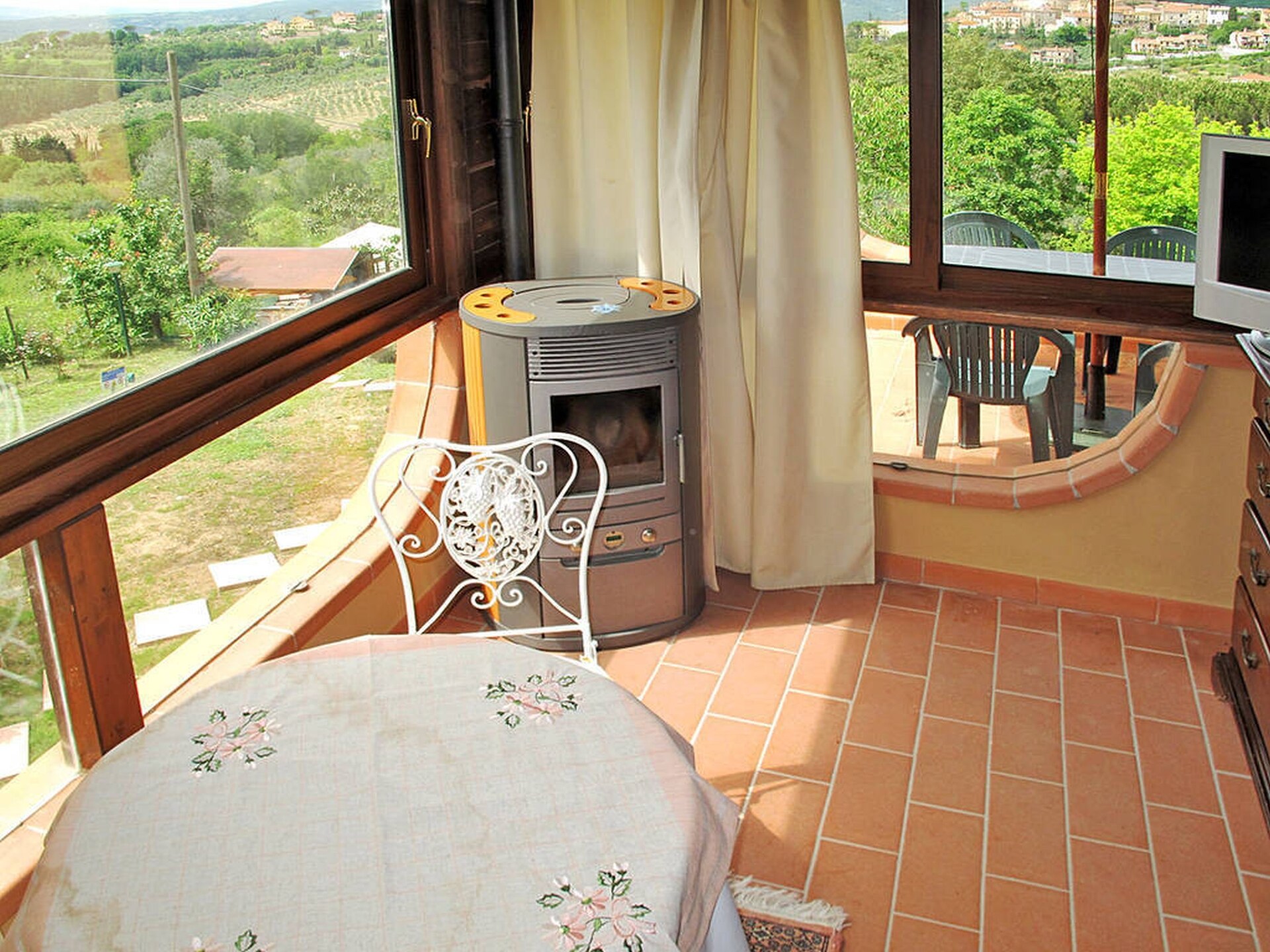 Ruim vakantiehuis met panoramisch zeezicht in de Toscaanse heuvels - foto 31