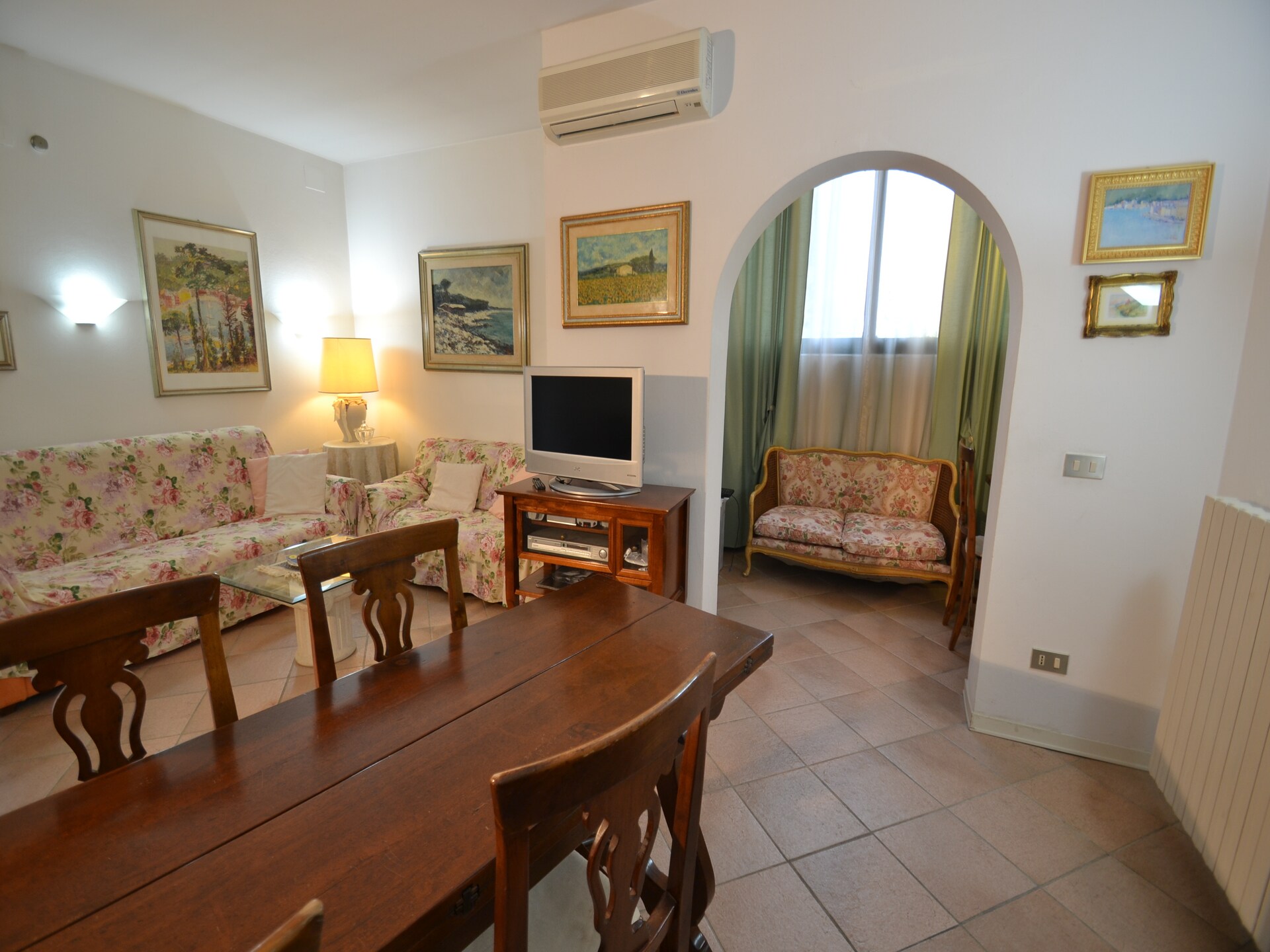 Ruim vakantiehuis met panoramisch zeezicht in de Toscaanse heuvels - foto 12