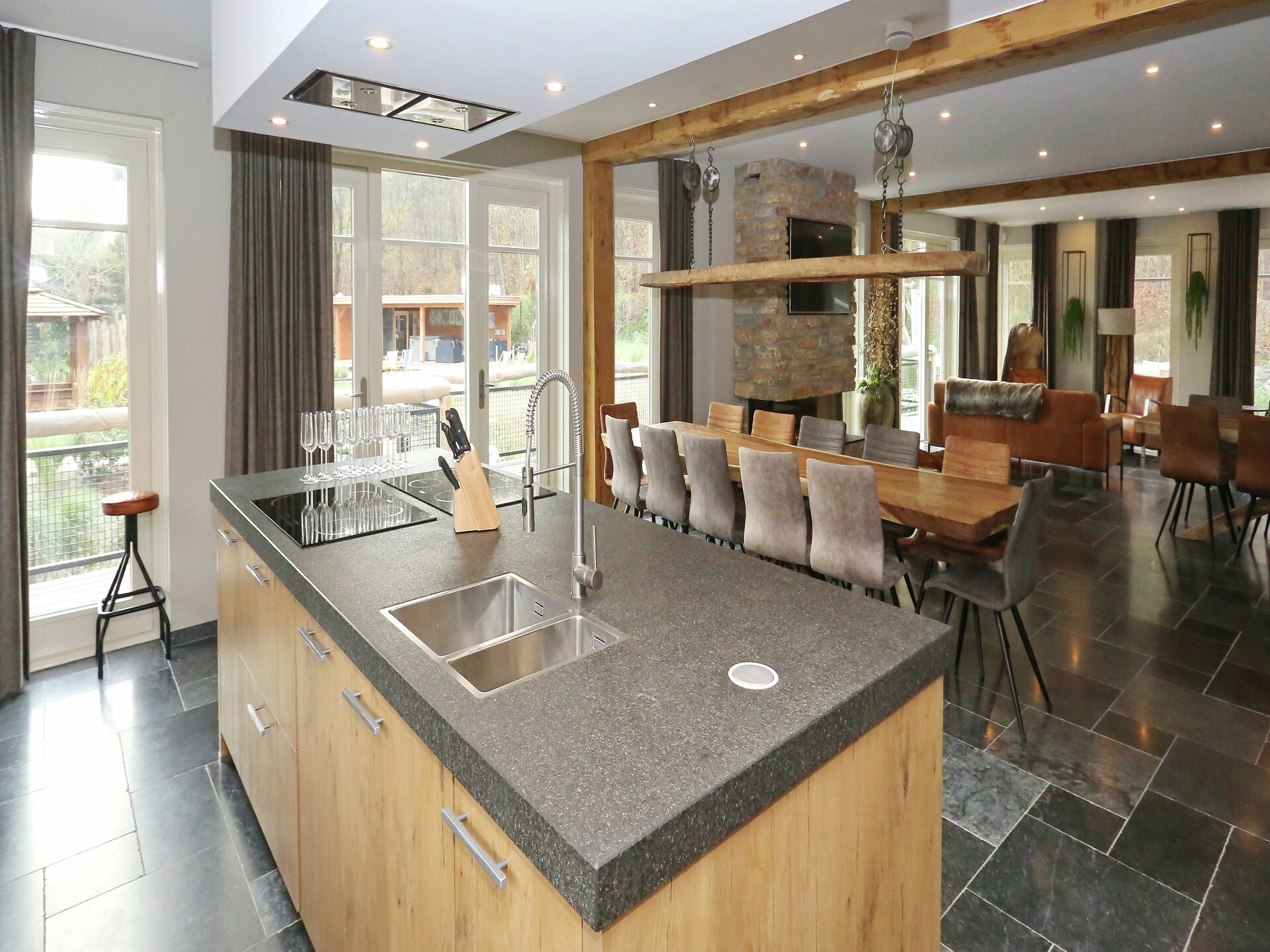 Duinvilla Noordwijk: Luxe groepsaccommodatie met sauna en natuurvijver - foto 17