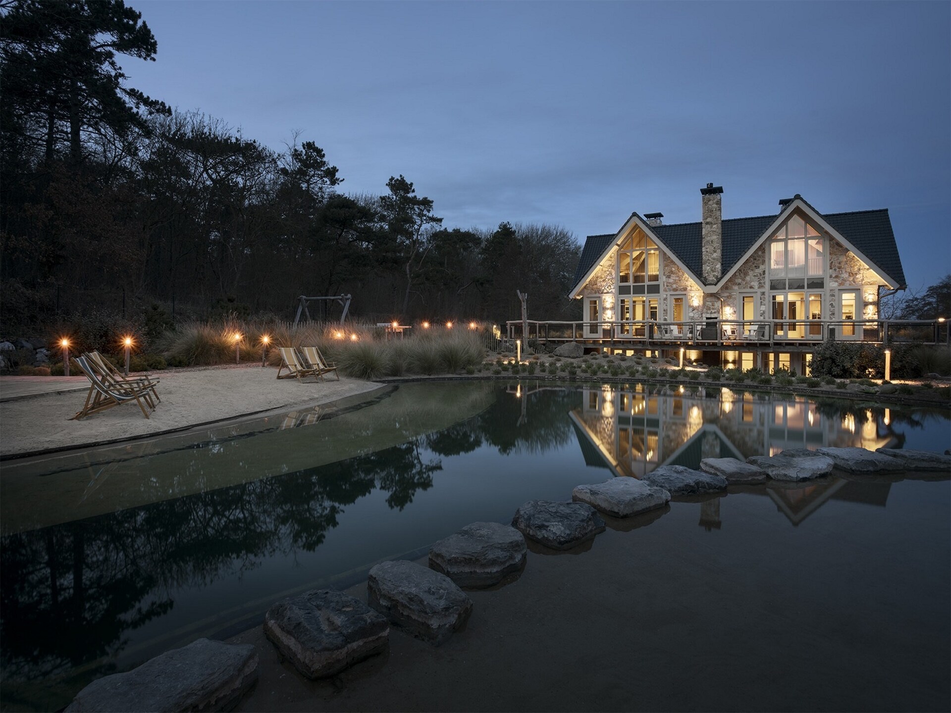 Duinvilla Noordwijk: Luxe groepsaccommodatie met sauna en natuurvijver - foto 12