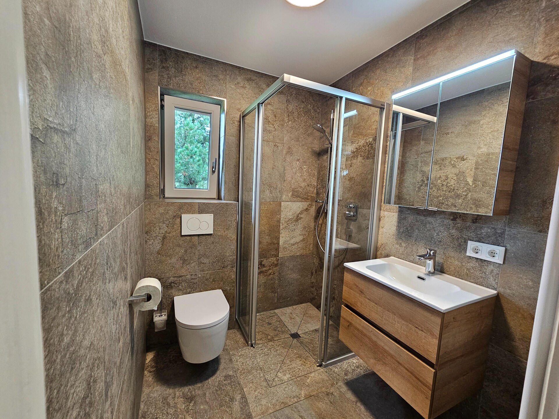 Ruim appartement aan de skipiste en het bos in Neukirchen am Großvenediger - foto 33