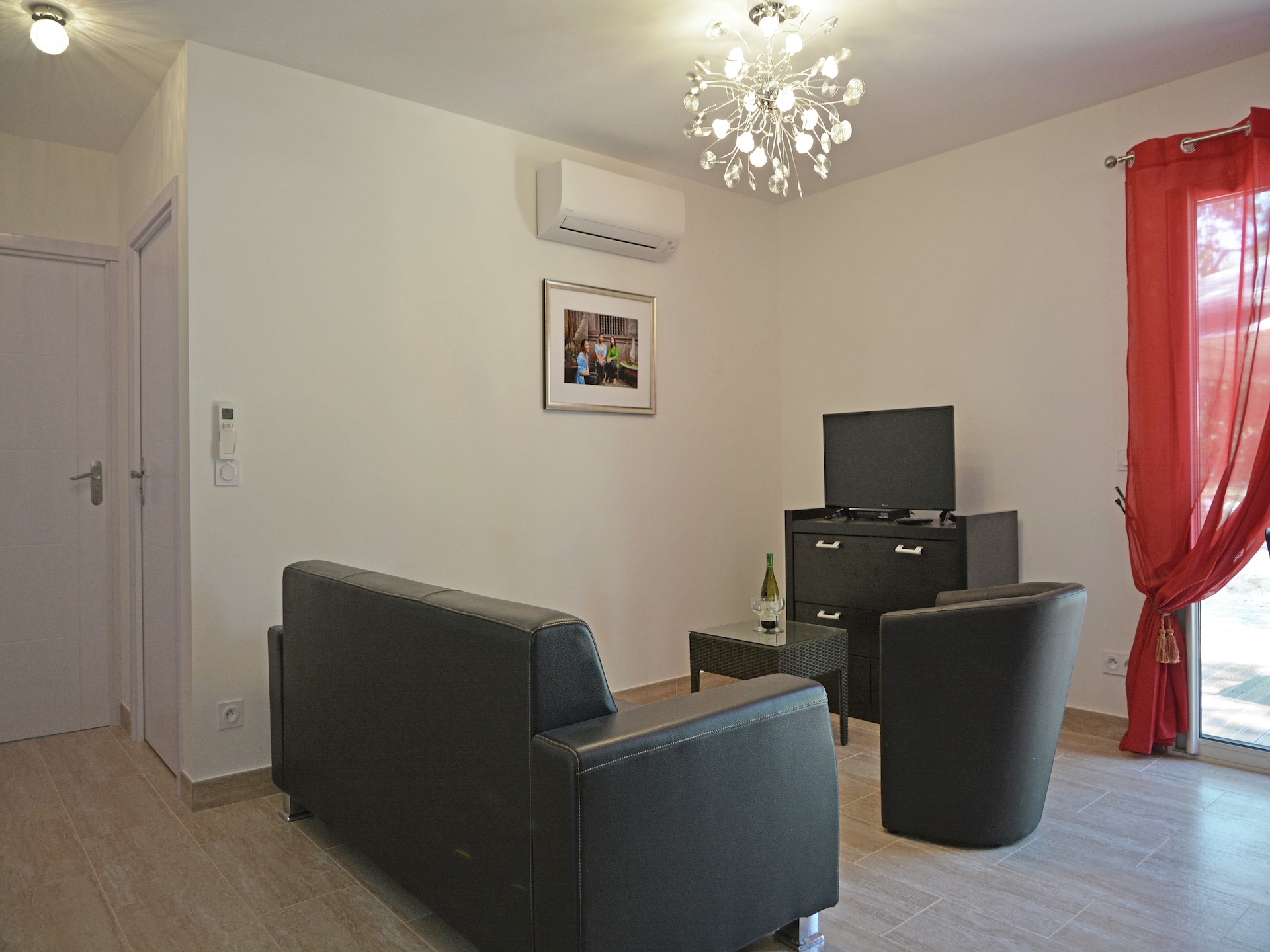6-persoons moderne villa in Montauroux met zwembad - foto 7