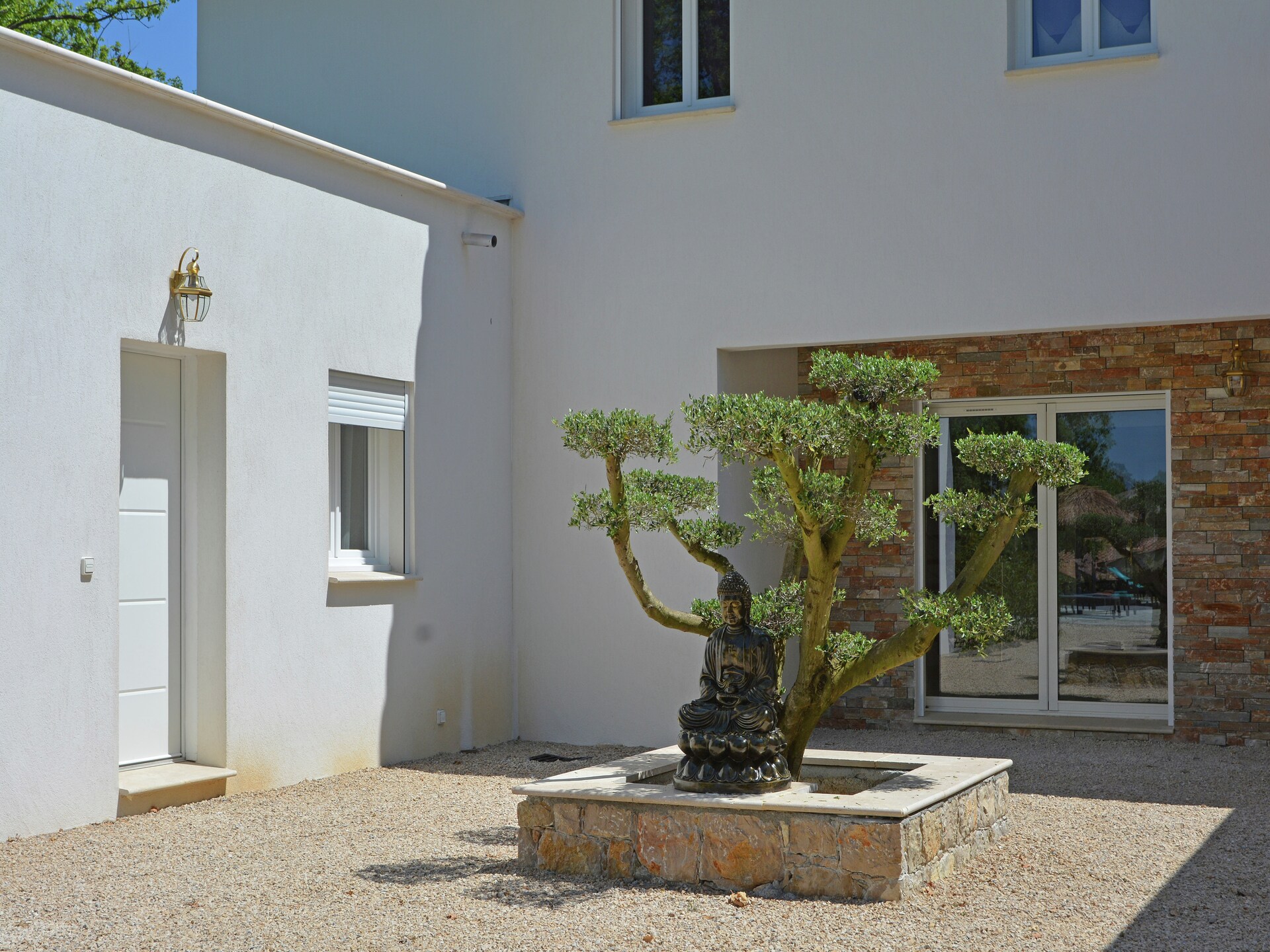 Villa Contempo 6 ex 5: Moderne villa met gemeenschappelijk zwembad in bosrijk Montauroux - foto 14
